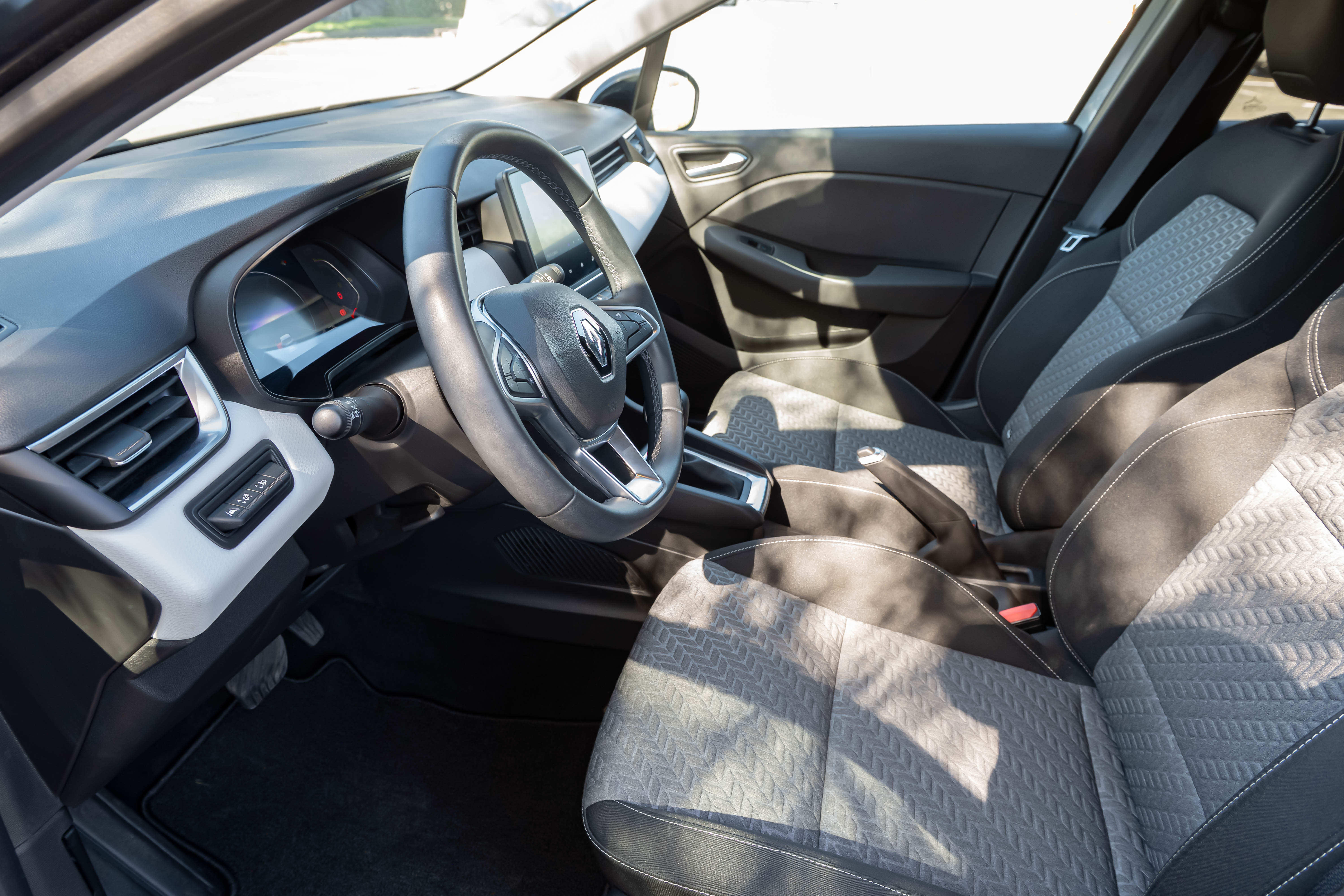 Renault Clio E-tech avec Audio Bluetooth