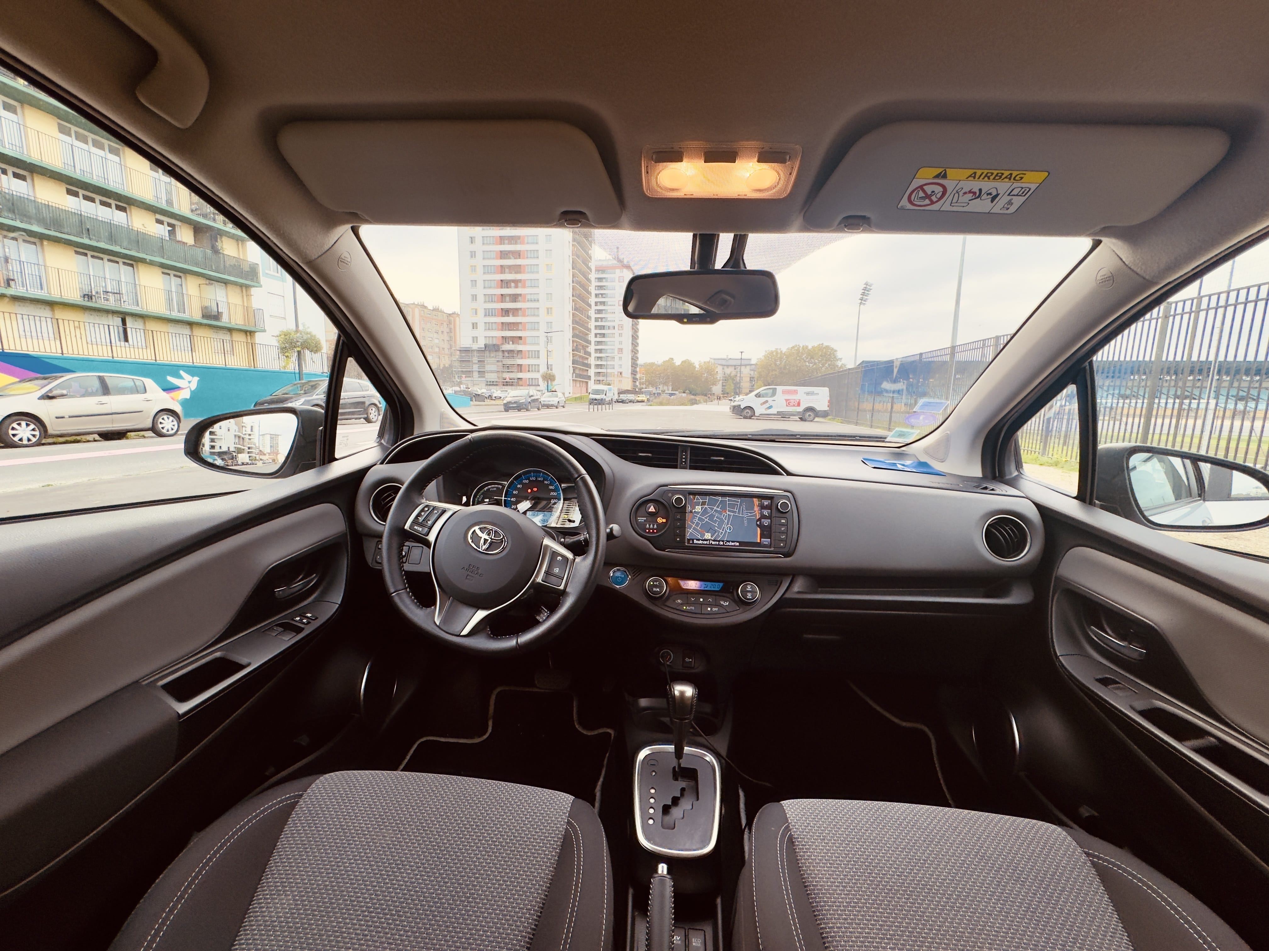 Toyota Yaris Hybride avec Régulateur de vitesse