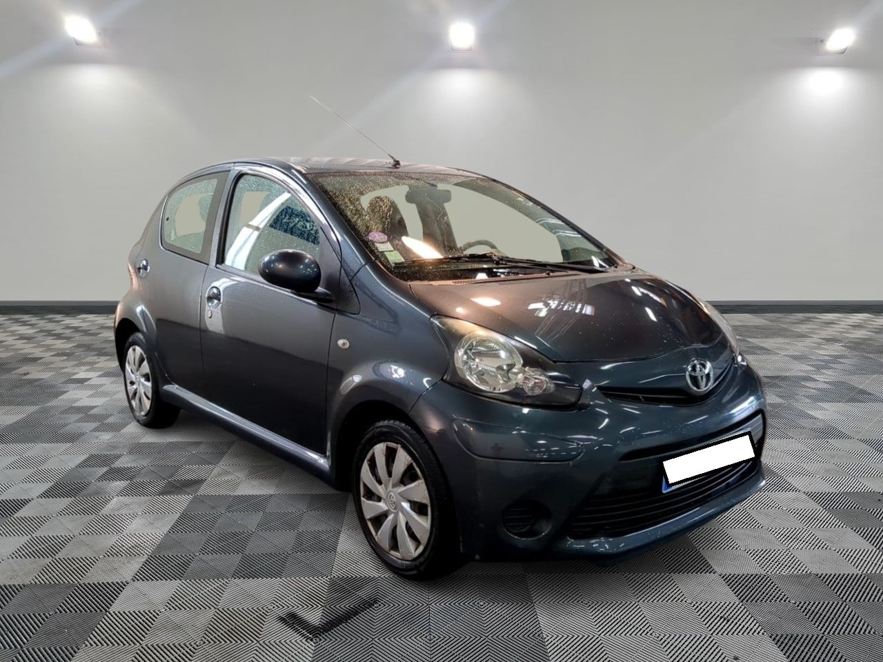 Toyota Aygo, 2013, Essence 95