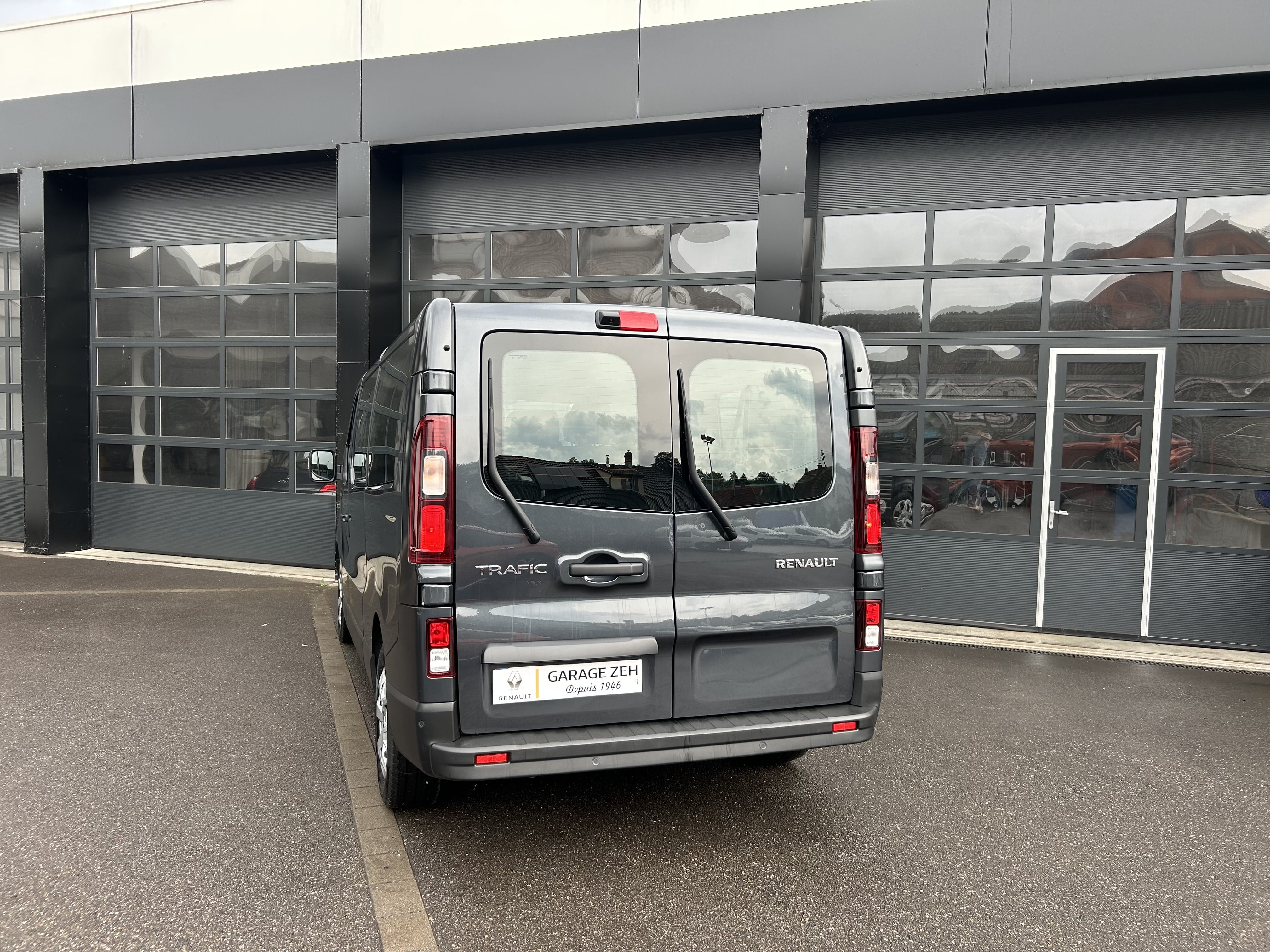 Renault Trafic Passenger avec Android Auto