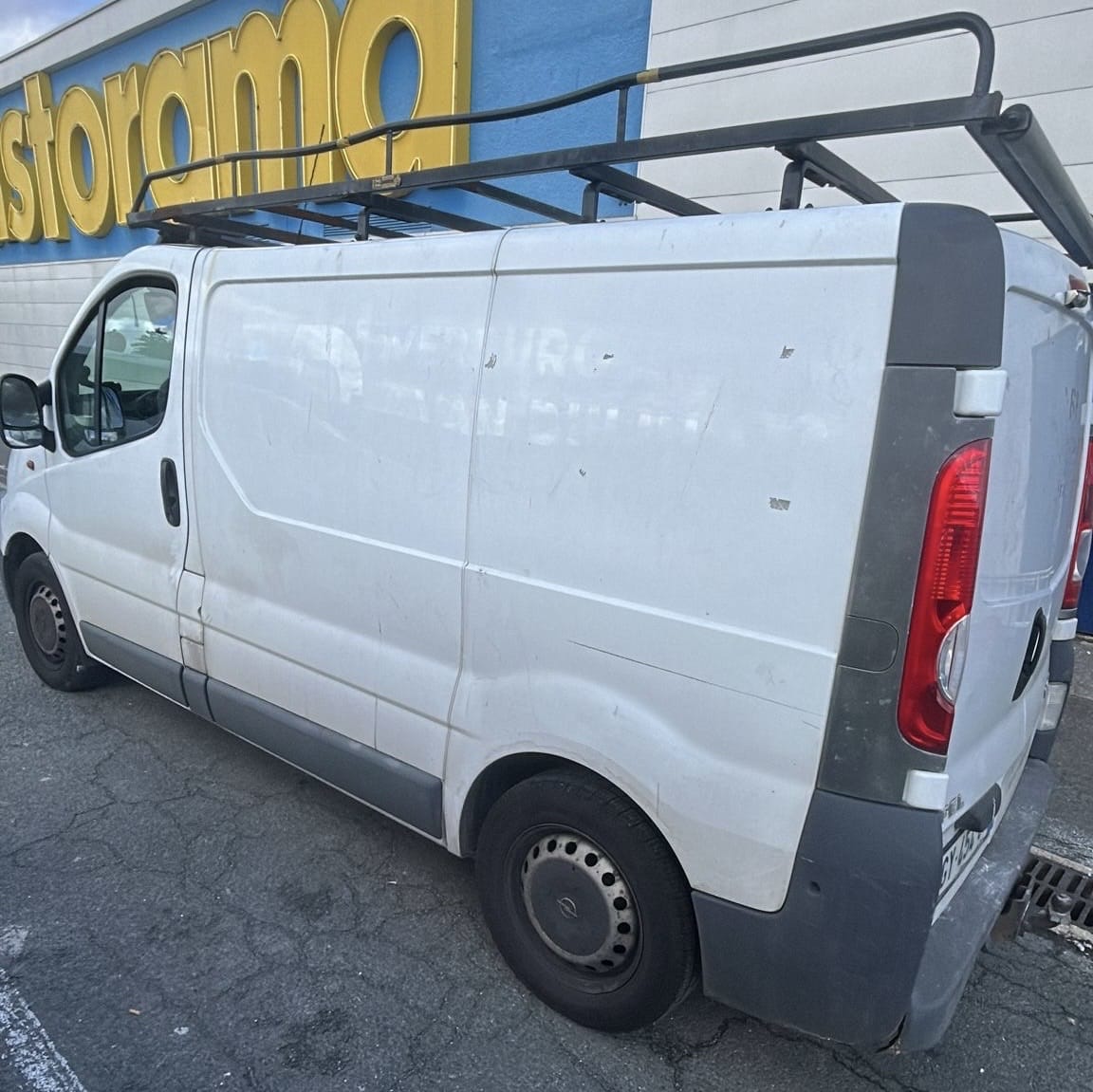 Opel Vivaro avec Audio Bluetooth