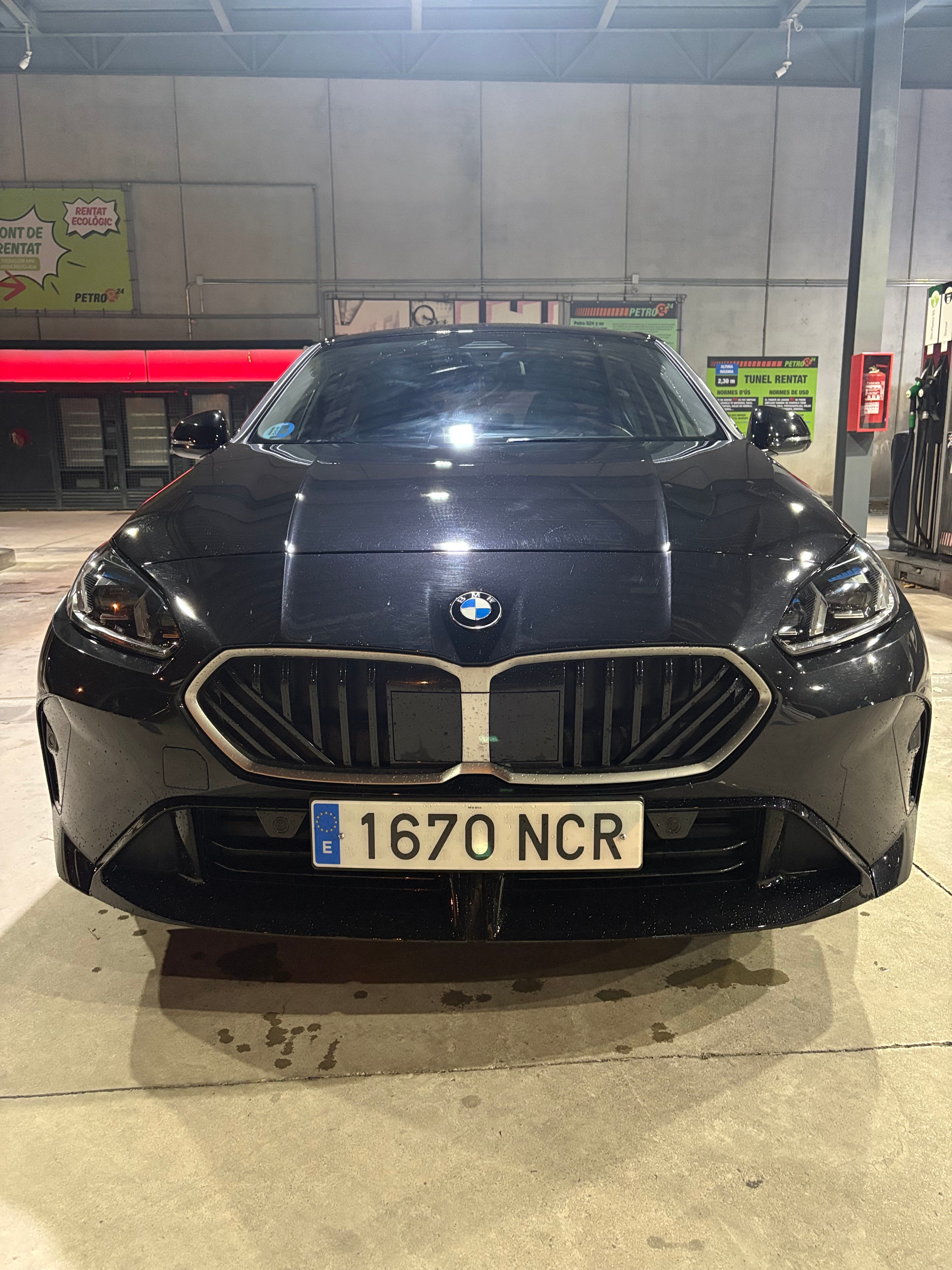 BMW Serie 1, 2025, Diesel / Eléctrico (híbrido), Automático