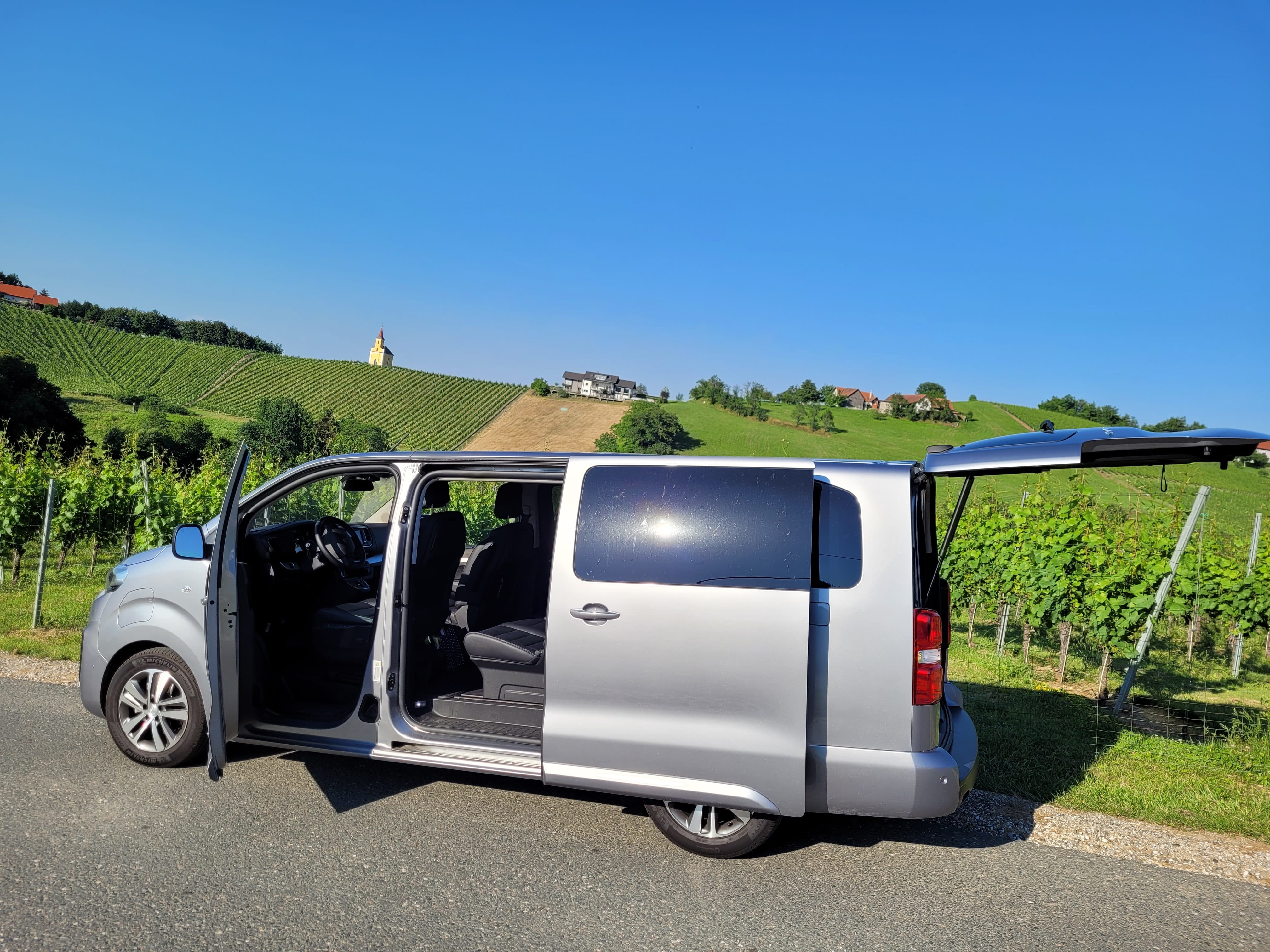 Peugeot E-Traveller mit Klimaanlage