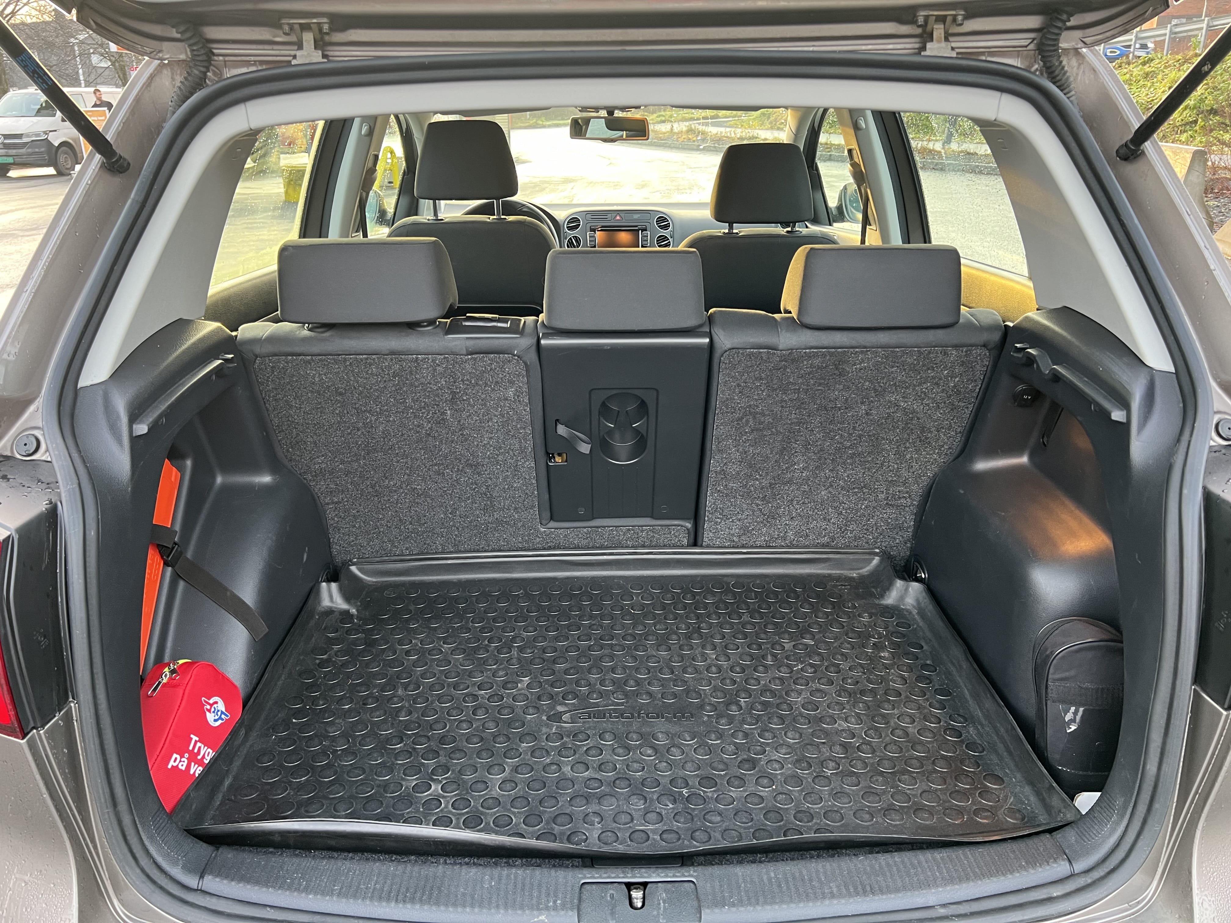 Volkswagen Golf Plus with Hitch