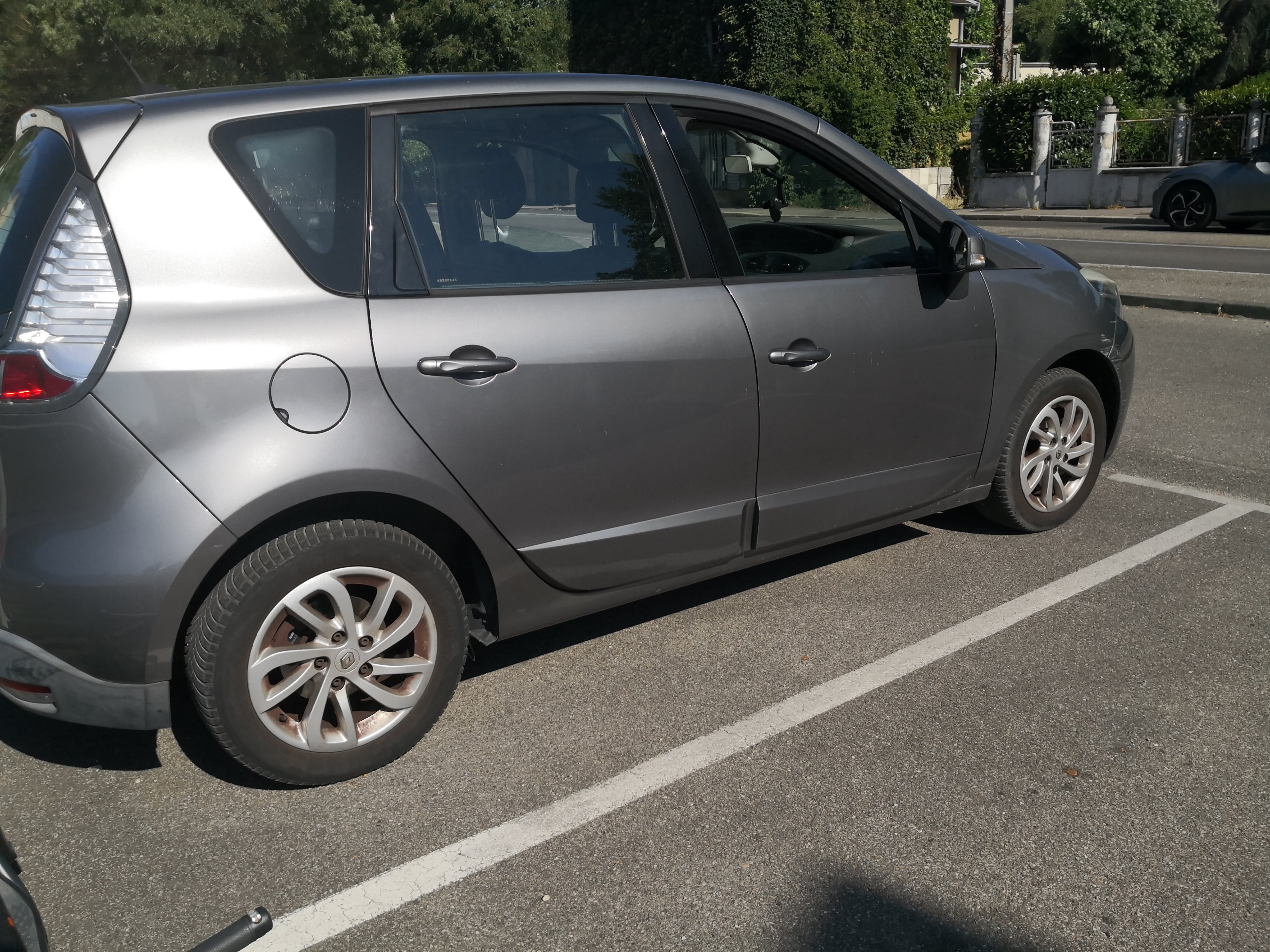 Renault Scenic 1.5 Dci 110 avec GPS