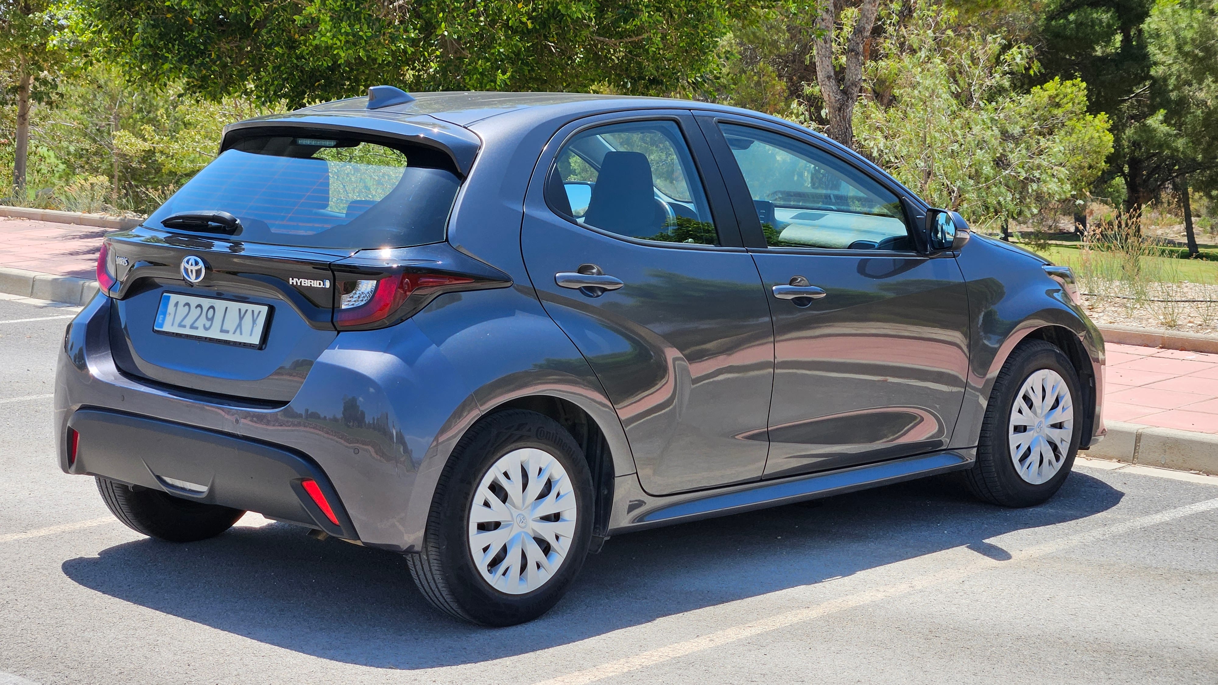 Toyota Yaris con Aire acondicionado