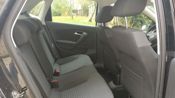 Volkswagen Polo V - Sur-équipé (+location 4 vélos max) - 1.2 - 70cv avec Siège bébé