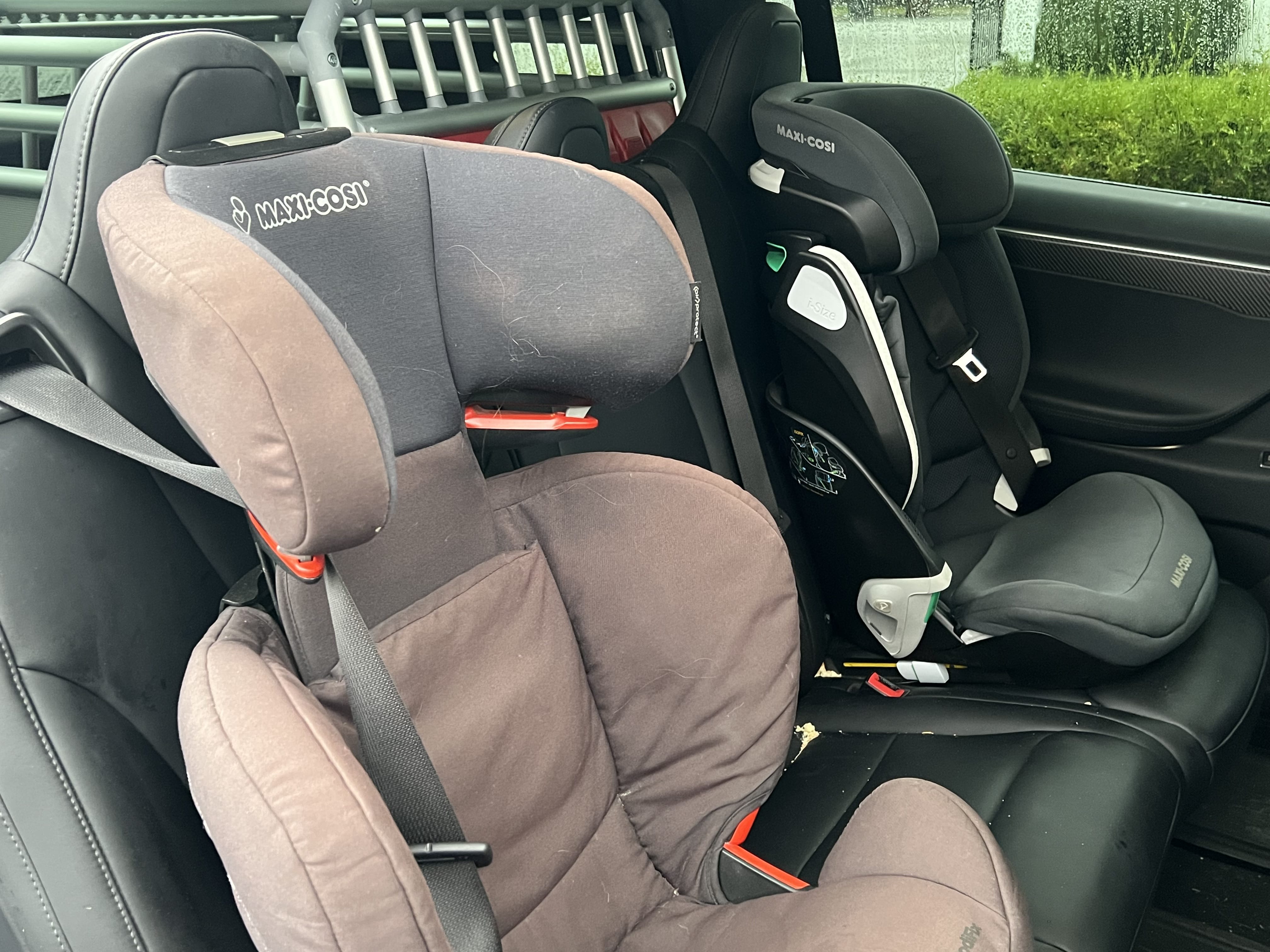 Tesla Model X med GPS