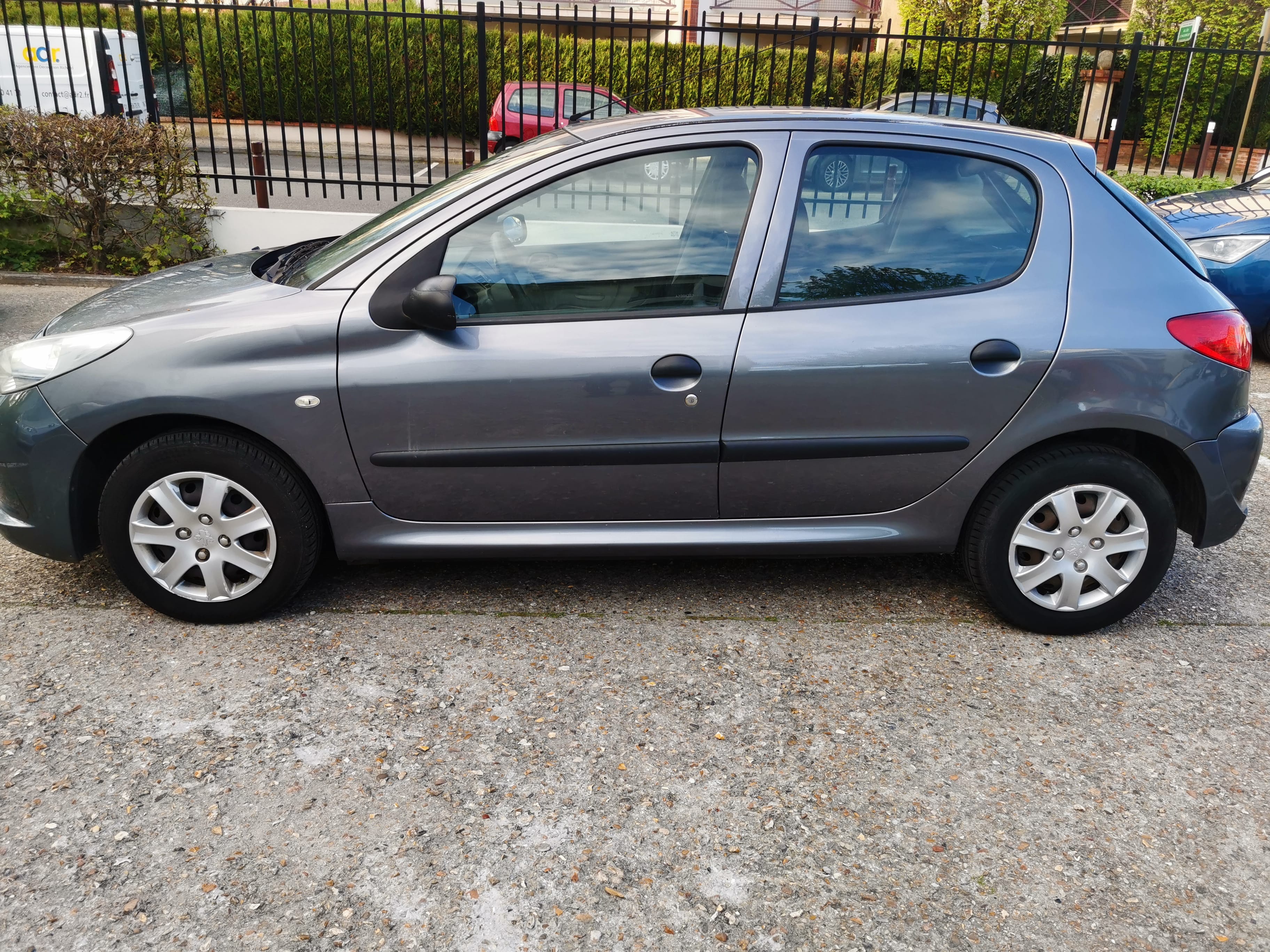 Peugeot 206+ avec Climatisation