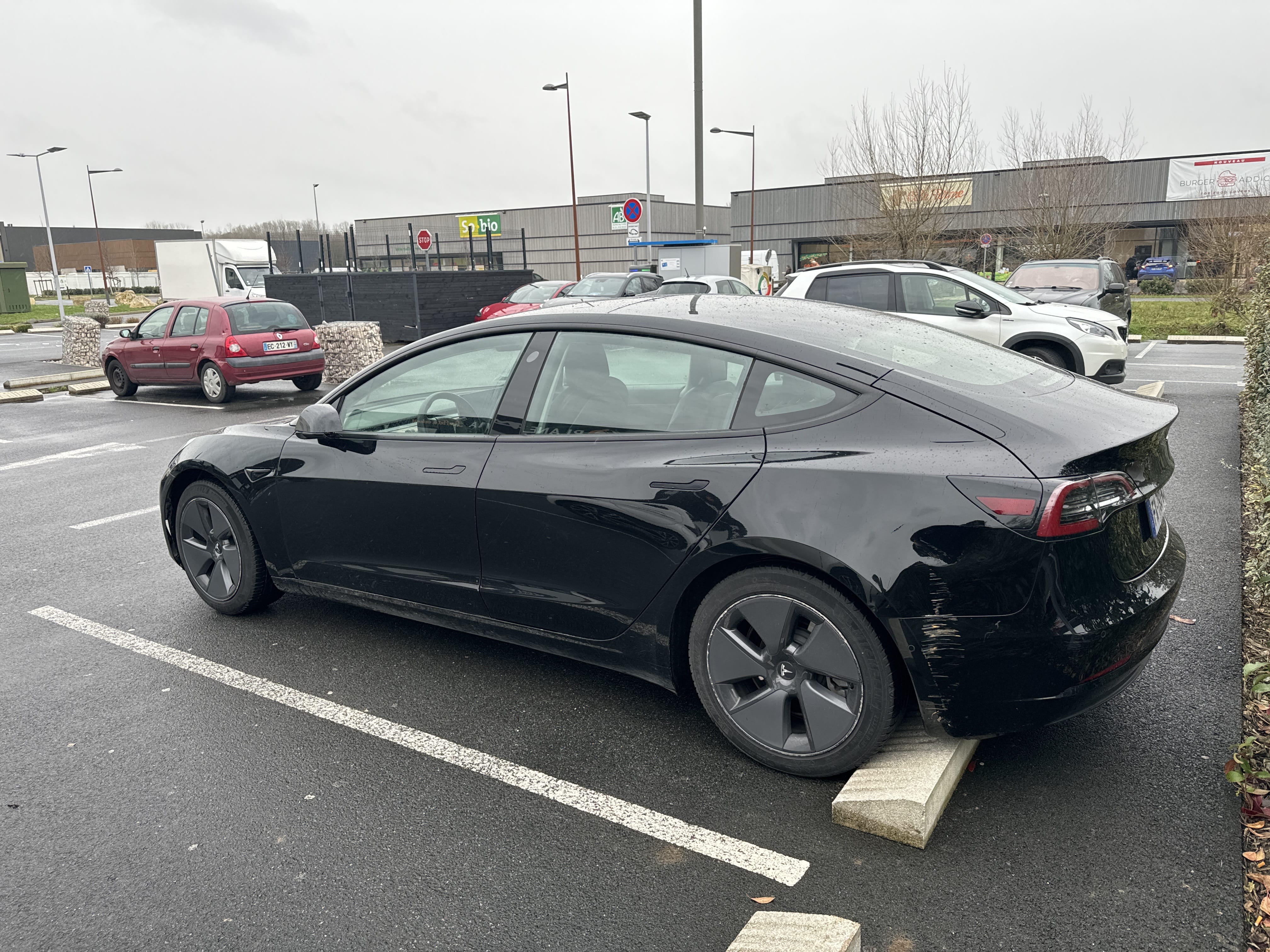 Tesla Model 3 avec Régulateur de vitesse