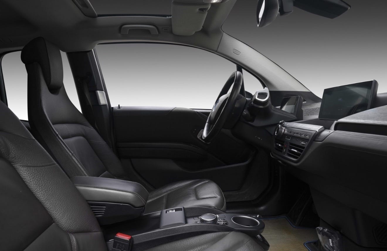 BMW i3 med Lydinngang