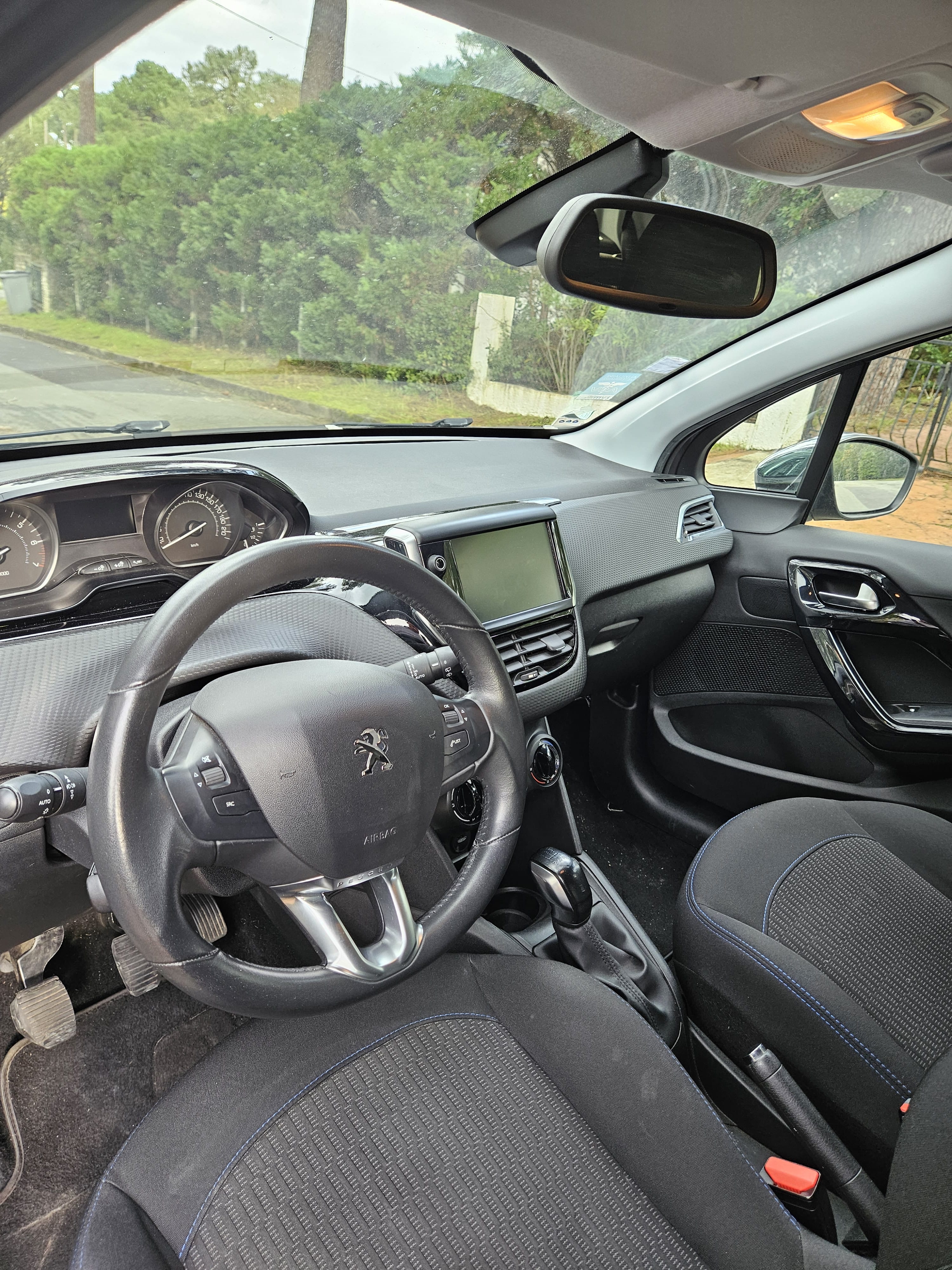 Peugeot 208 avec Audio Bluetooth