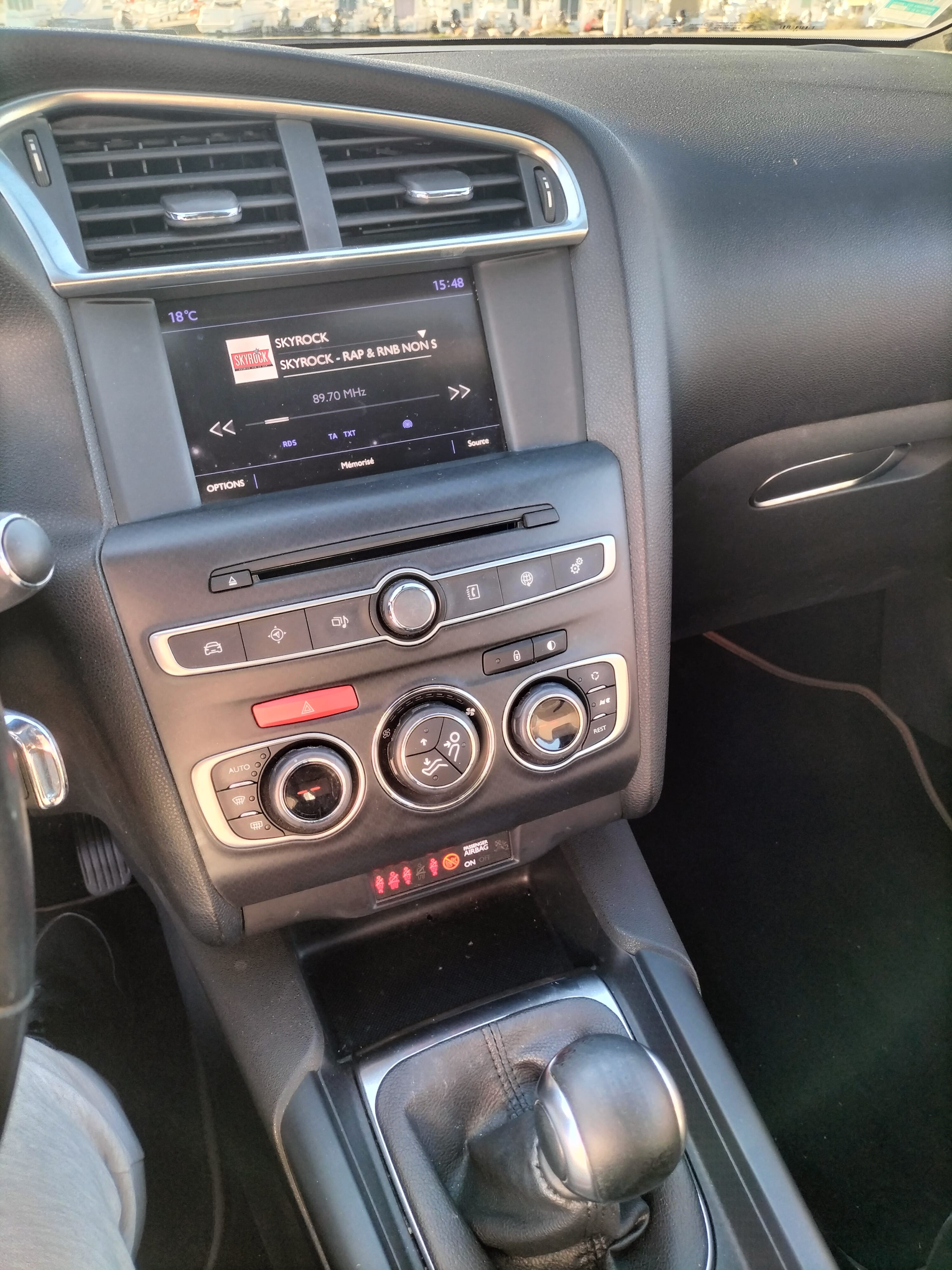 DS 4 avec Entrée audio / iPod
