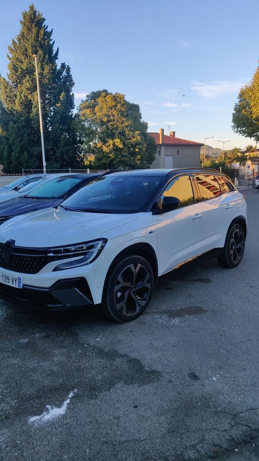 Renault Austral E-Tech full hybrid Essence, 2024, Essence 98 / Électrique (hybride), automatique