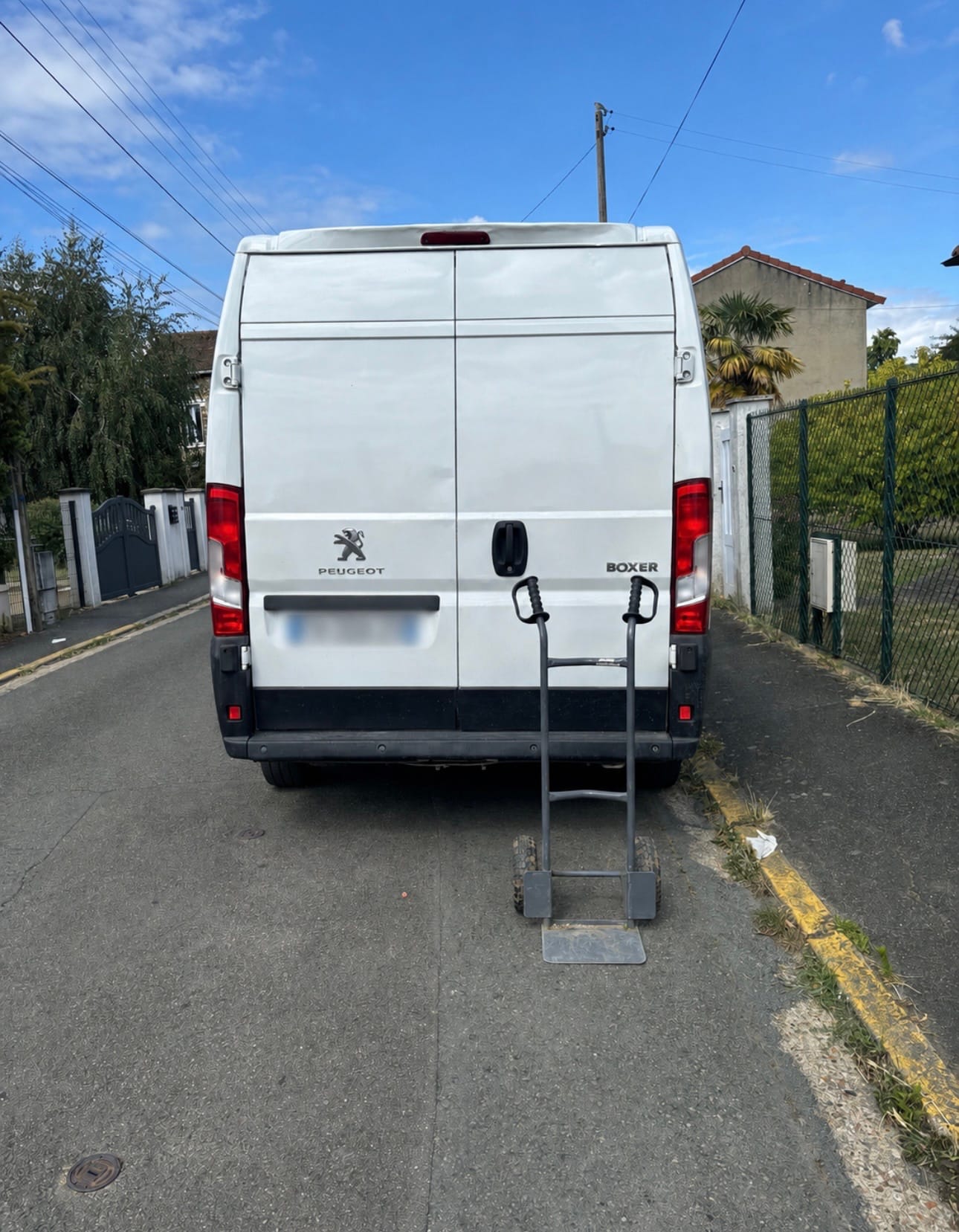 Peugeot Boxer avec Autoradio