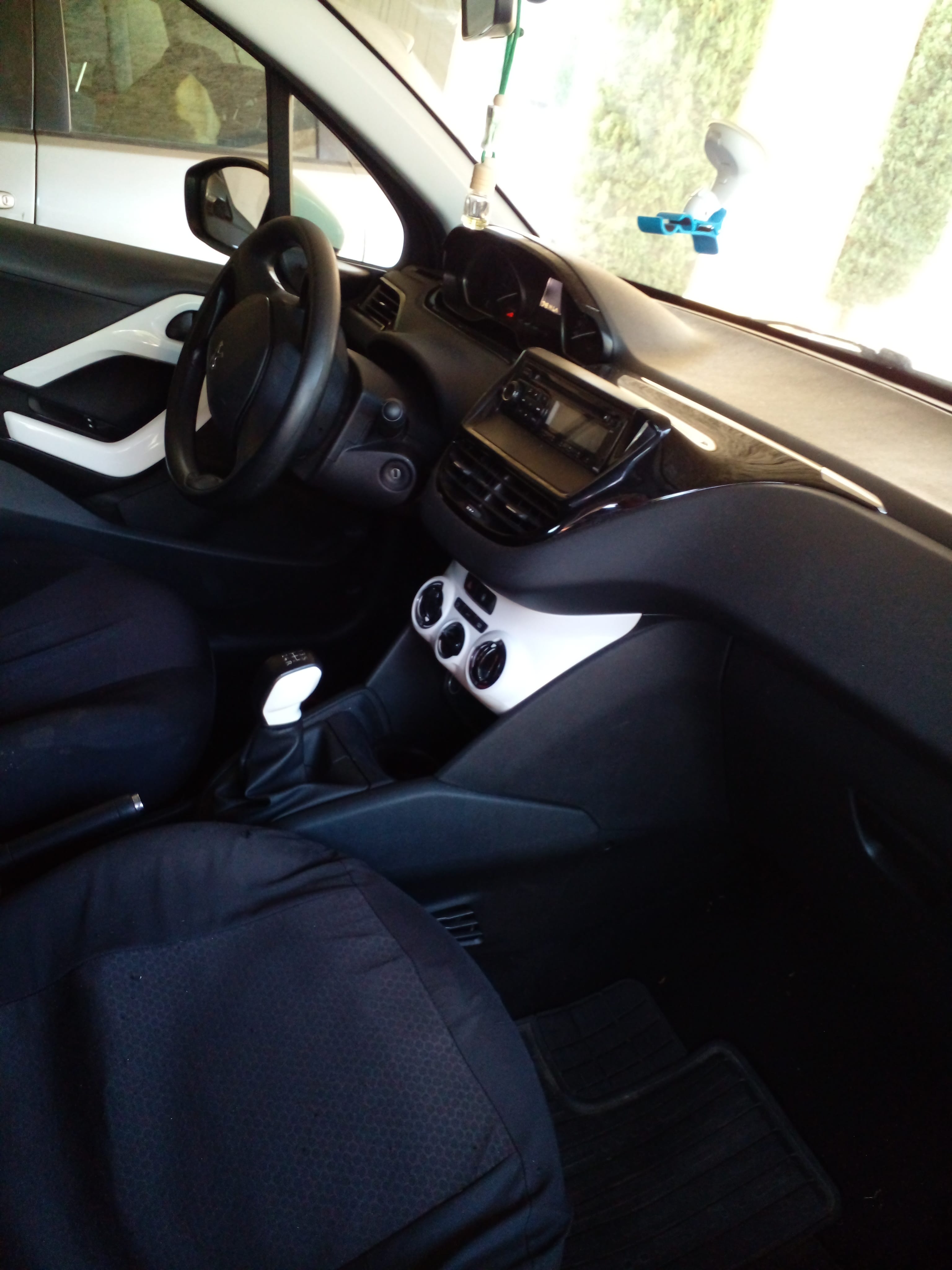 Peugeot 208 Like avec Régulateur de vitesse