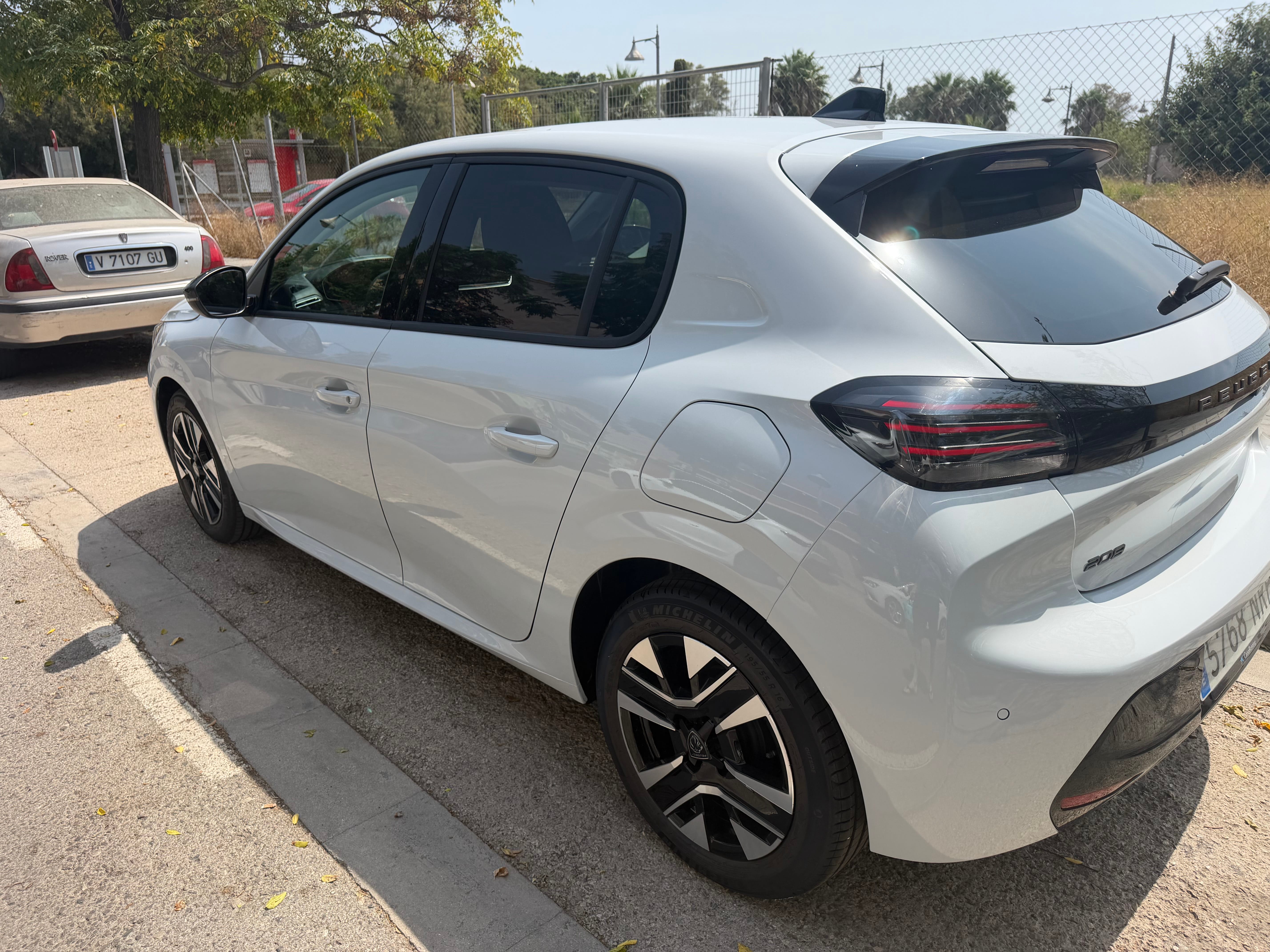 Peugeot 208 Break avec Caméra de recul