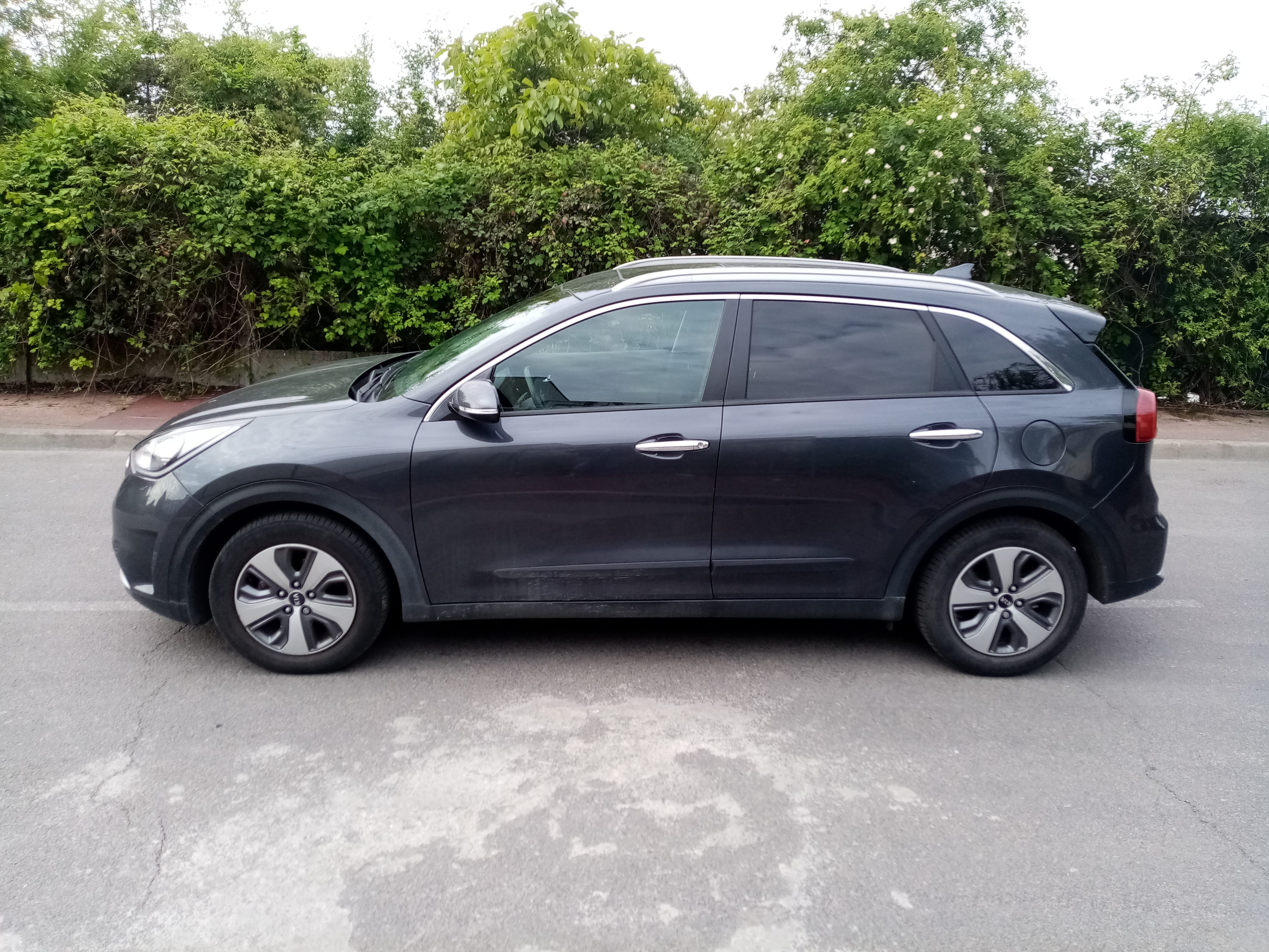 Kia Niro Hybride avec Climatisation
