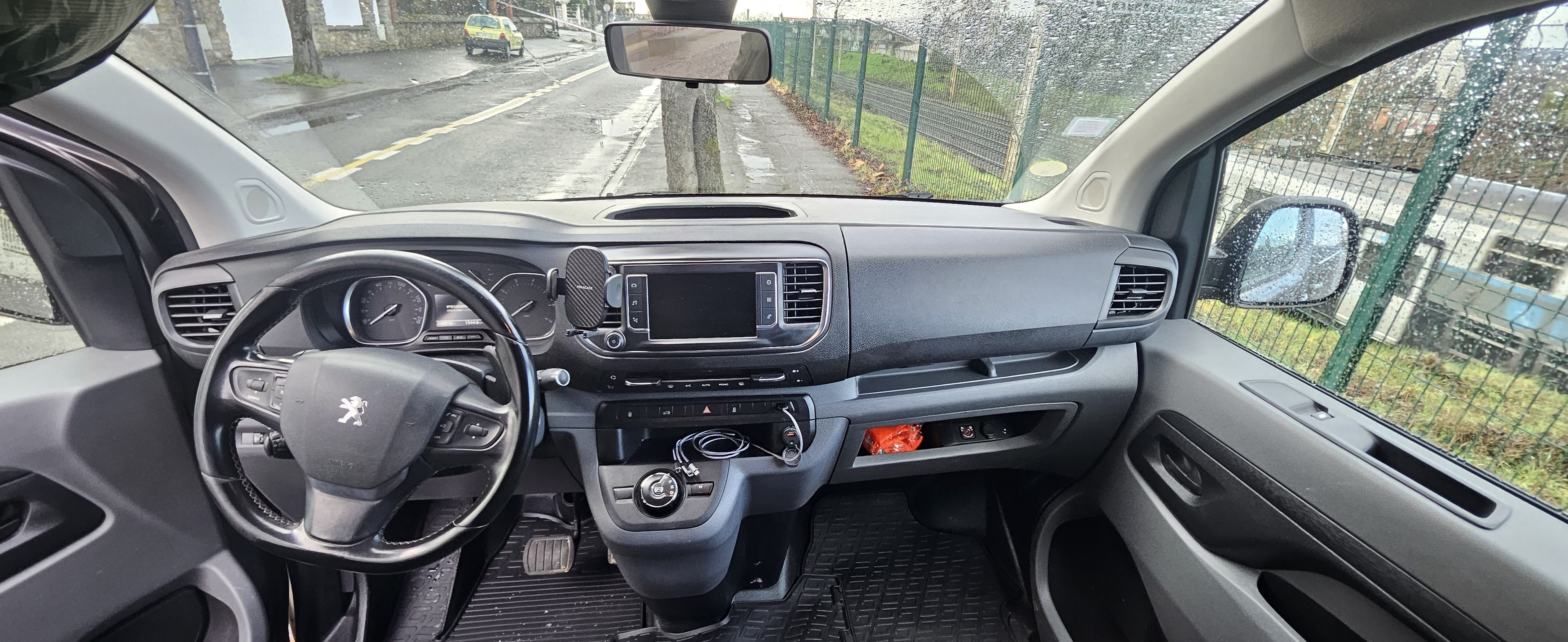 Peugeot Expert 2.0HDI avec Régulateur de vitesse