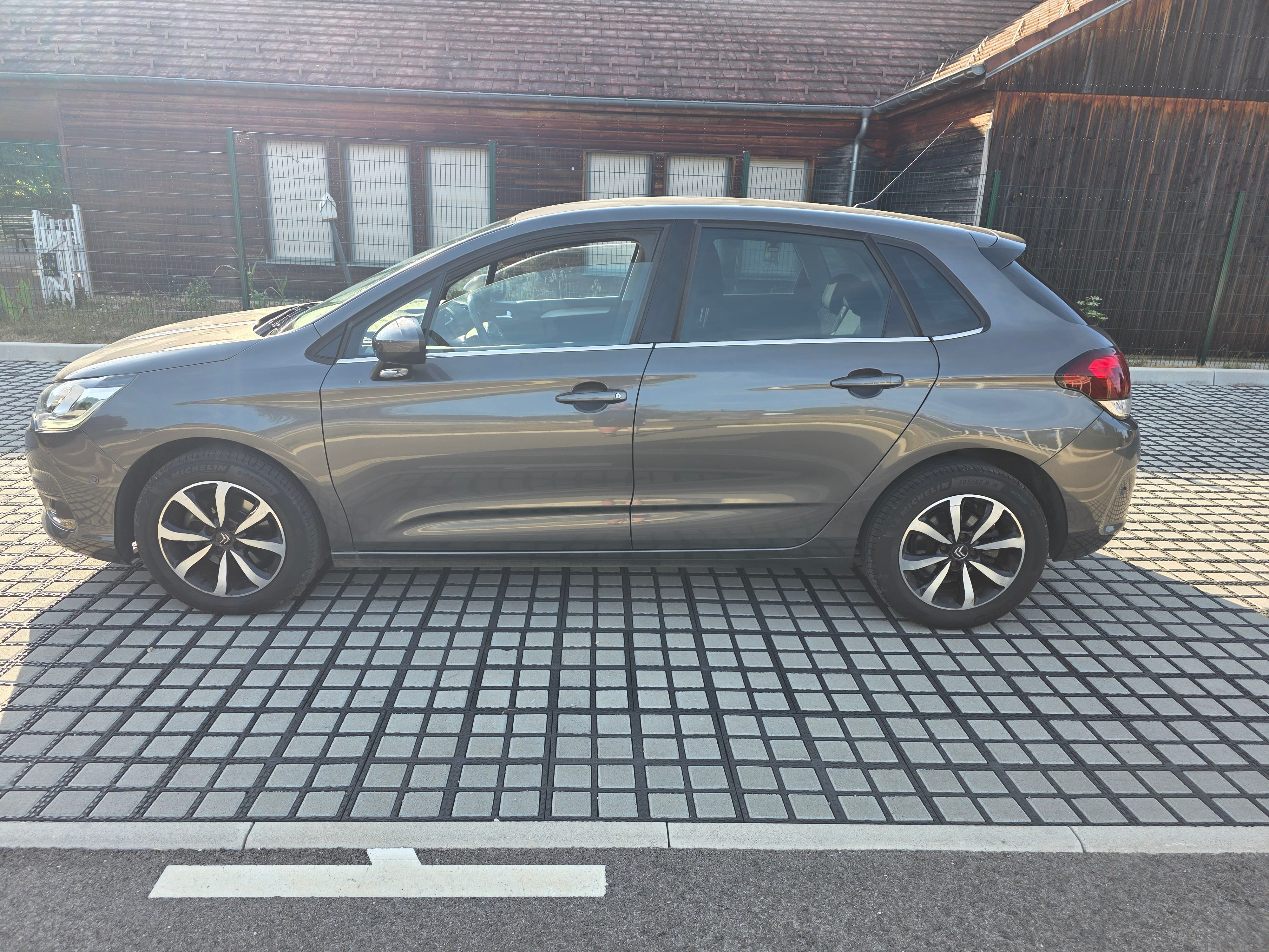 Citroen C4 avec Climatisation