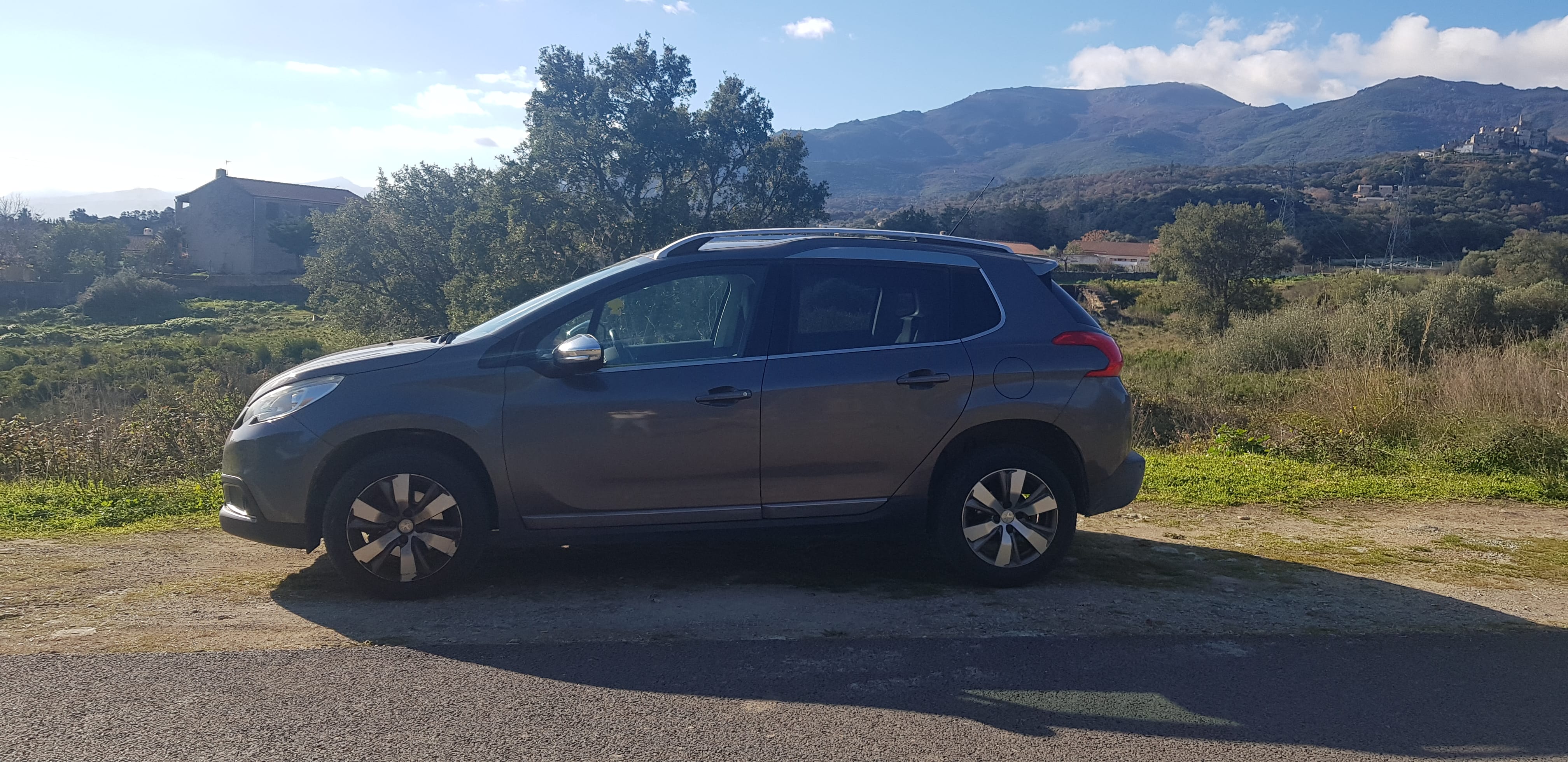 Peugeot 2008 avec Climatisation
