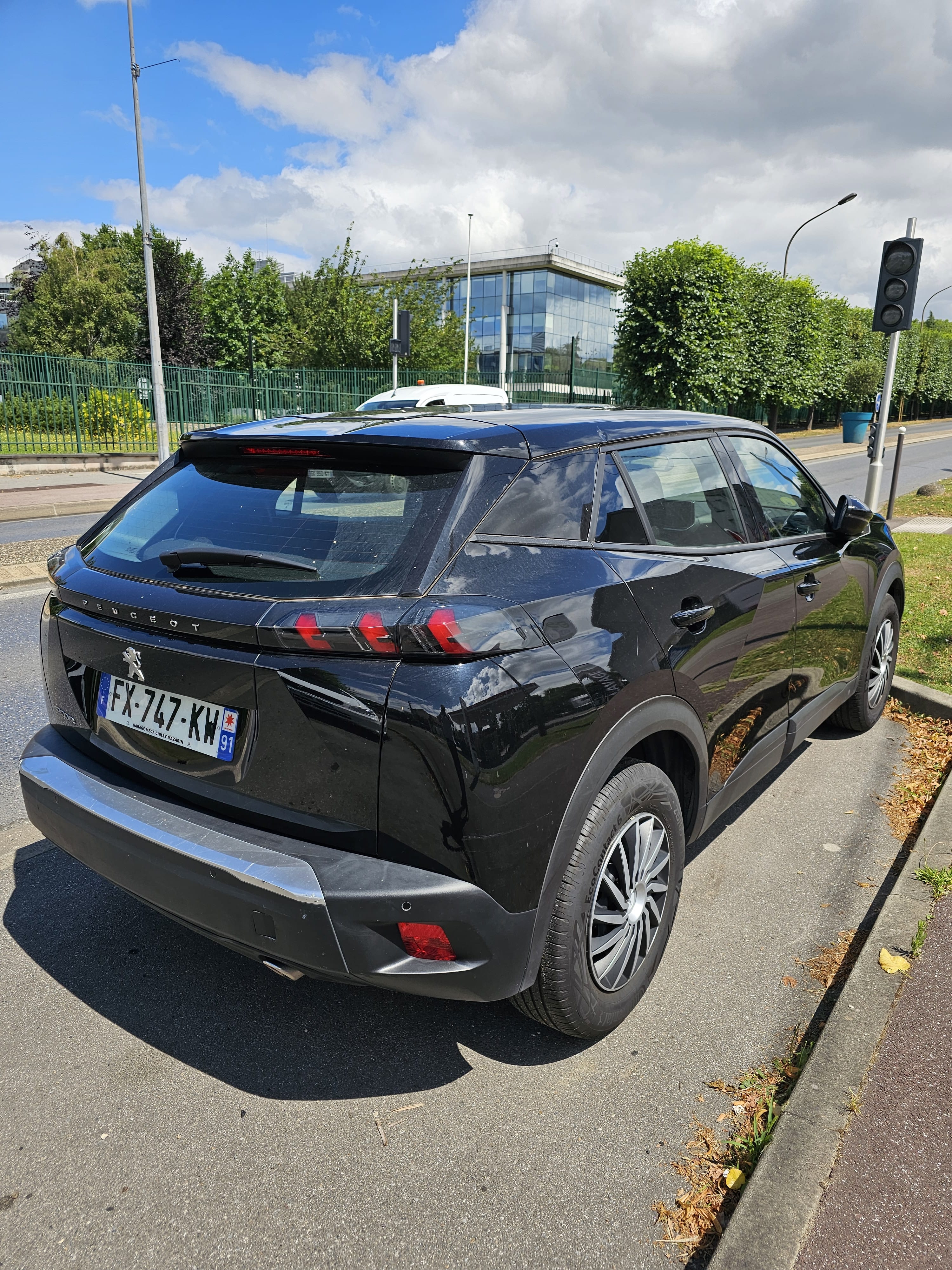 Peugeot 2008 avec GPS