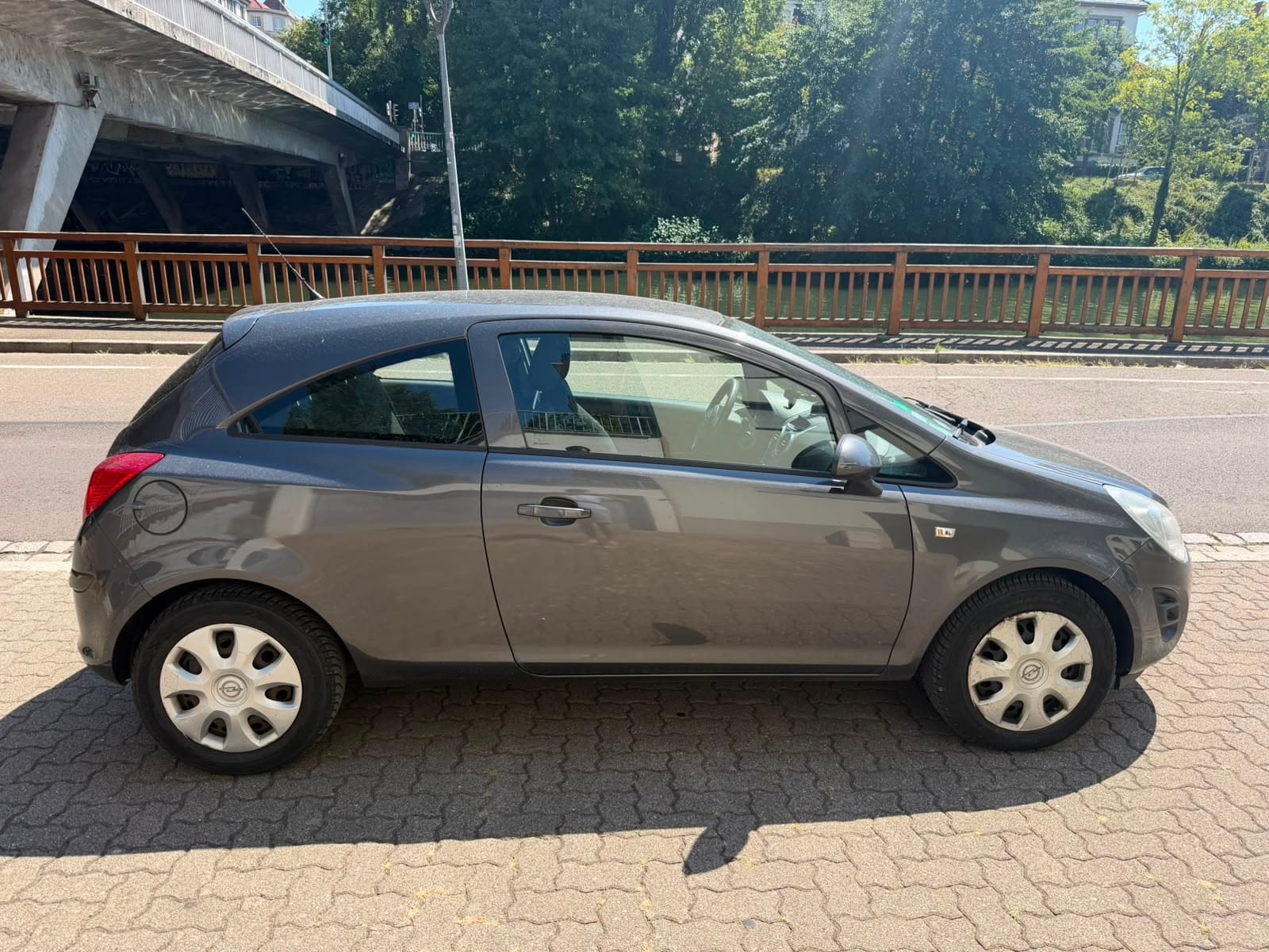Opel Corsa avec Climatisation