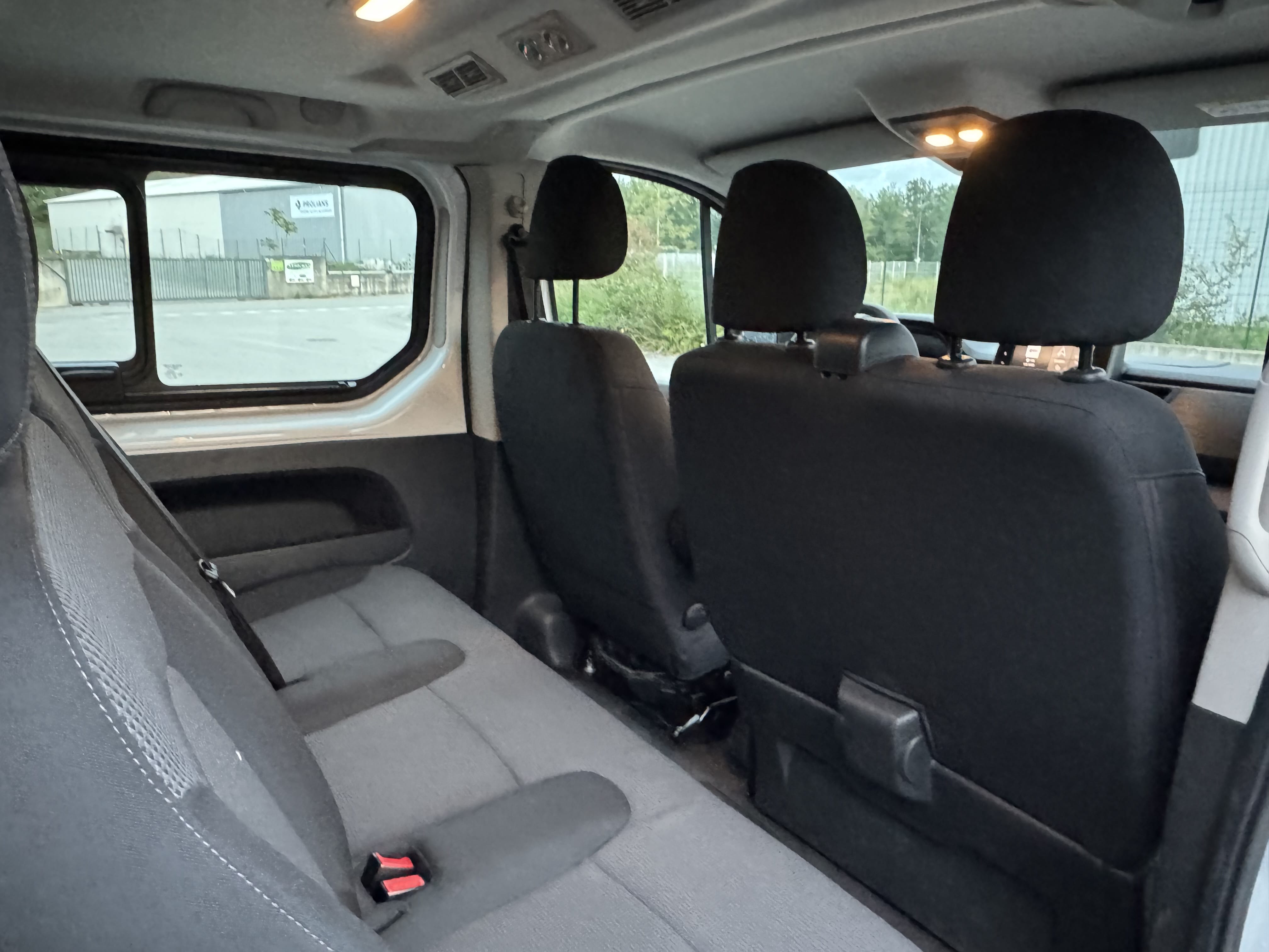 Renault Trafic Passenger avec GPS