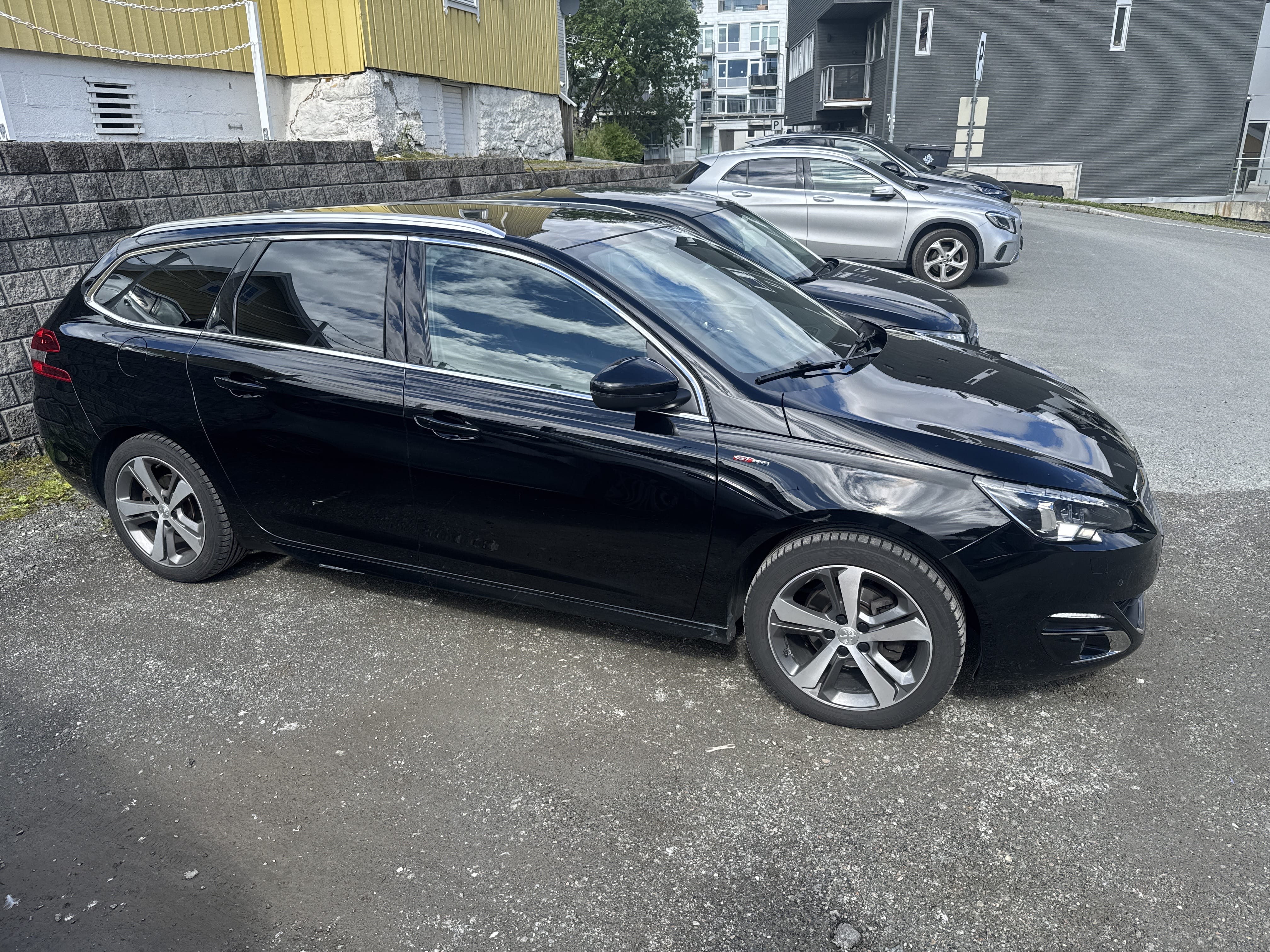 Peugeot 308 1,2 puretech, 2016, Blyfri 95, automatisk