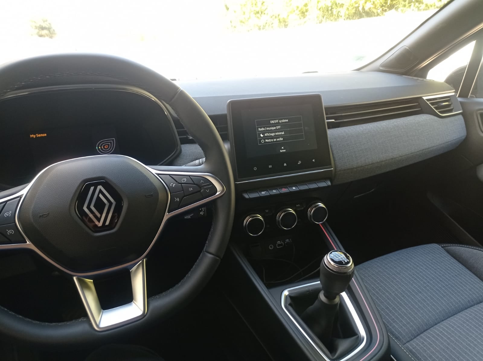 Renault Clio dernière génération avec Apple CarPlay
