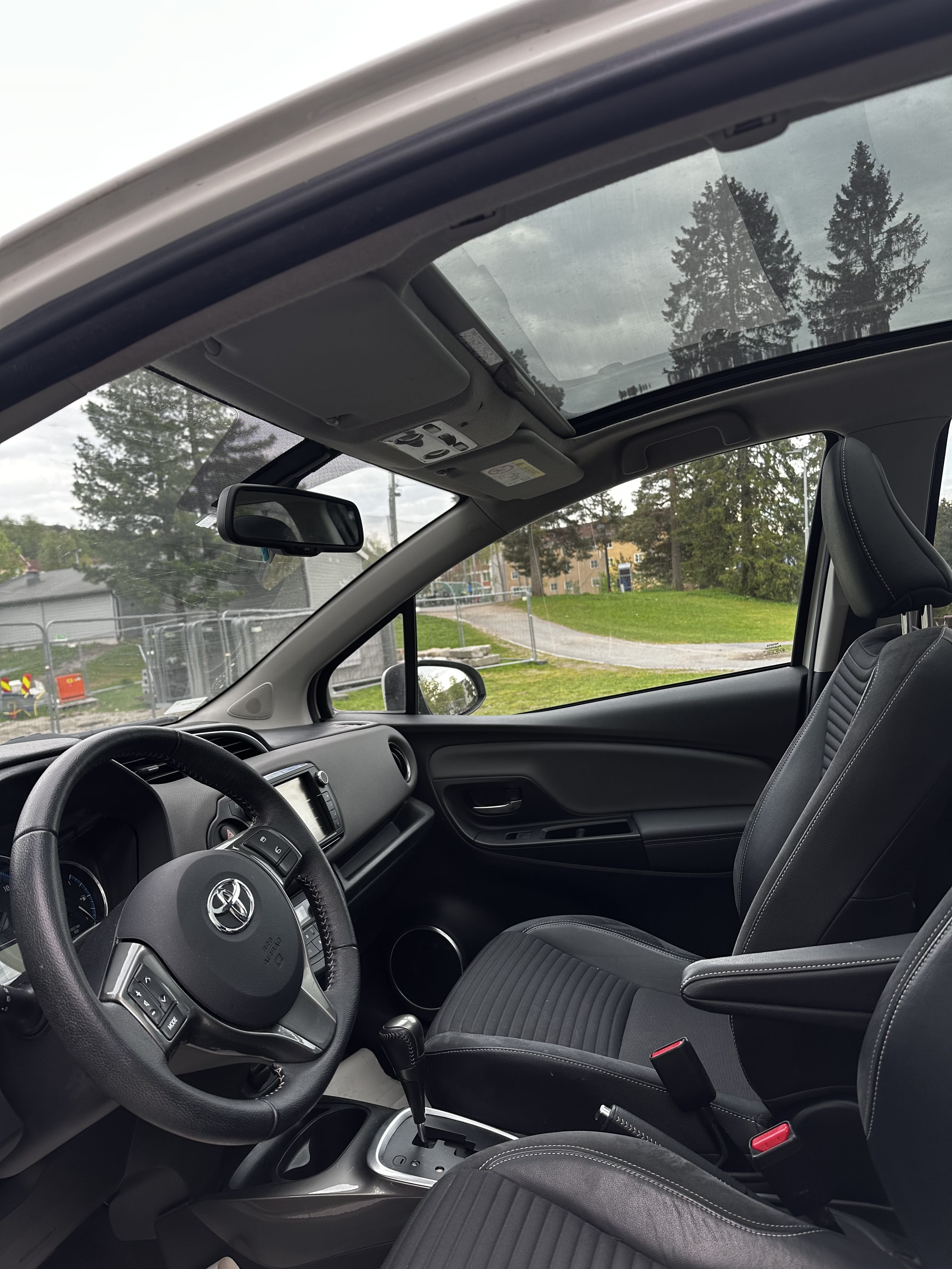 Toyota Yaris med Ryggekamera