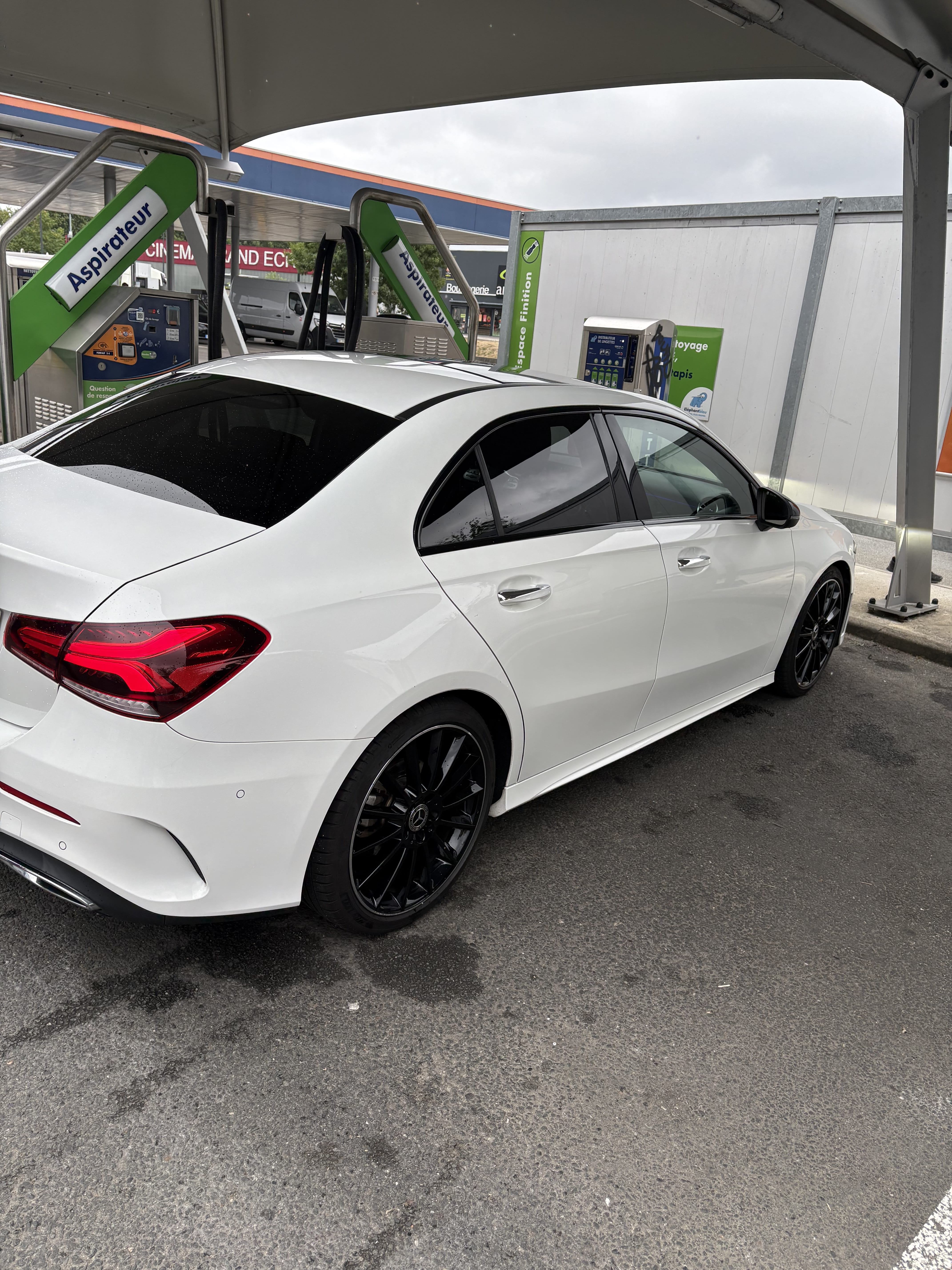 Mercedes-Benz Classe A 180 avec Apple CarPlay