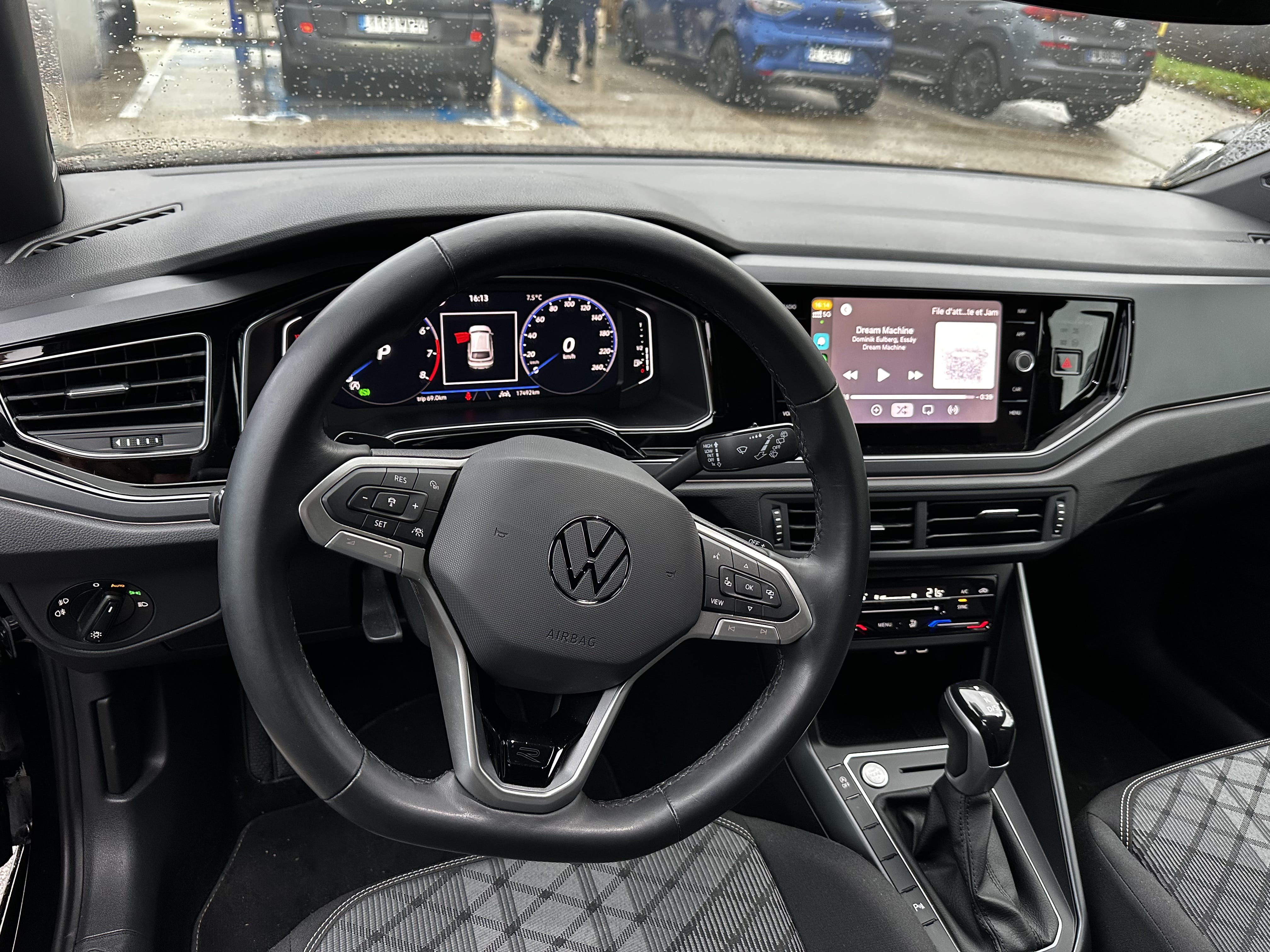 Volkswagen Taigo avec GPS