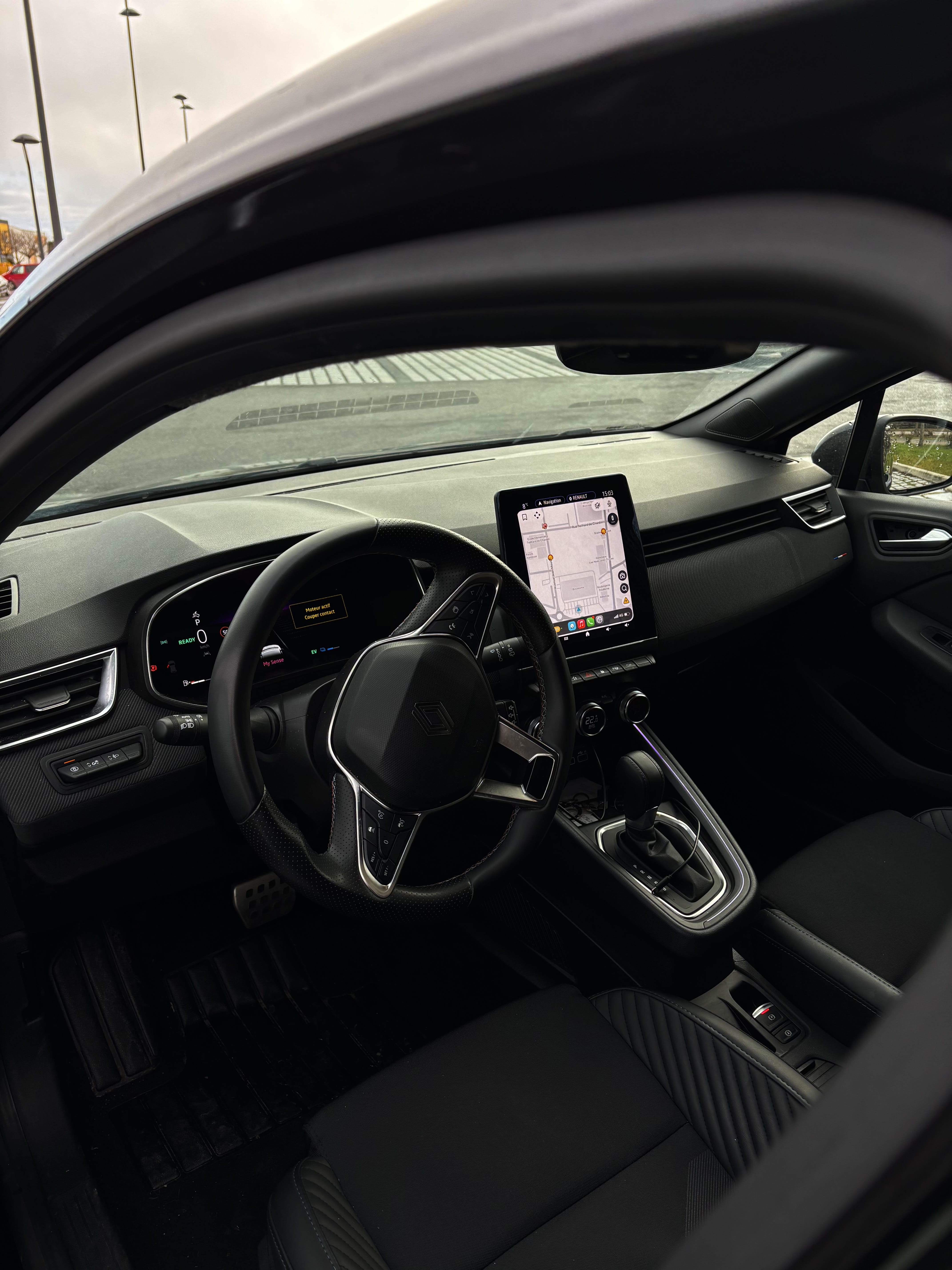 Renault Clio E-tech avec Régulateur de vitesse