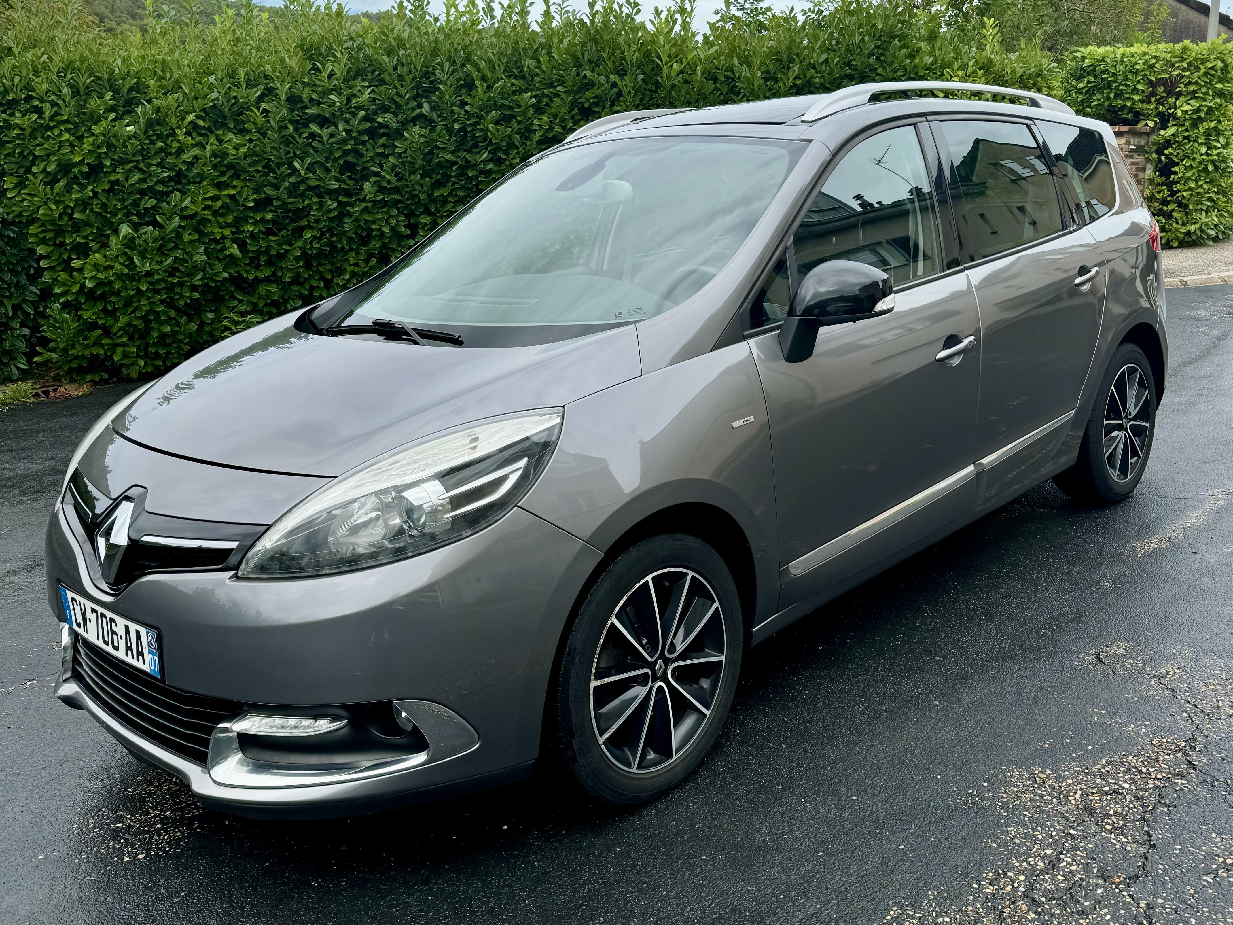 Renault Grand Scenic Bose, 2013, Diesel, 7 places