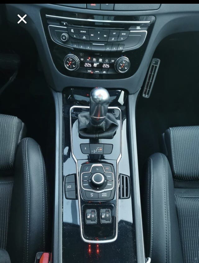 Peugeot 508 SW Automat med Vinterdekk