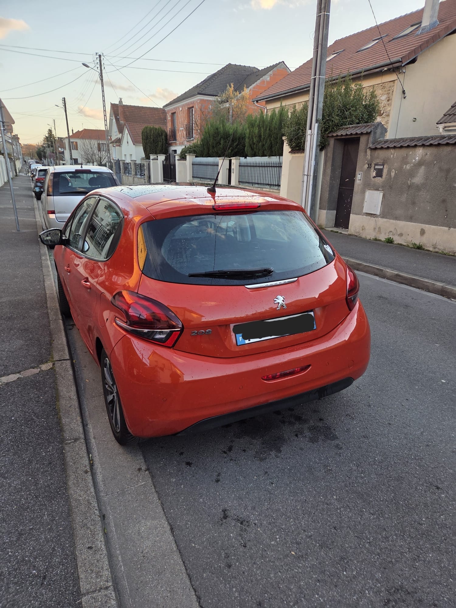 Peugeot 208 avec Régulateur de vitesse