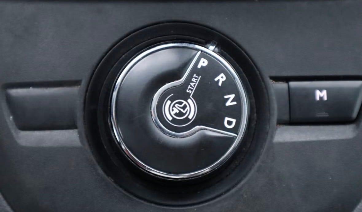 Opel Vivaro mit Kindersitz