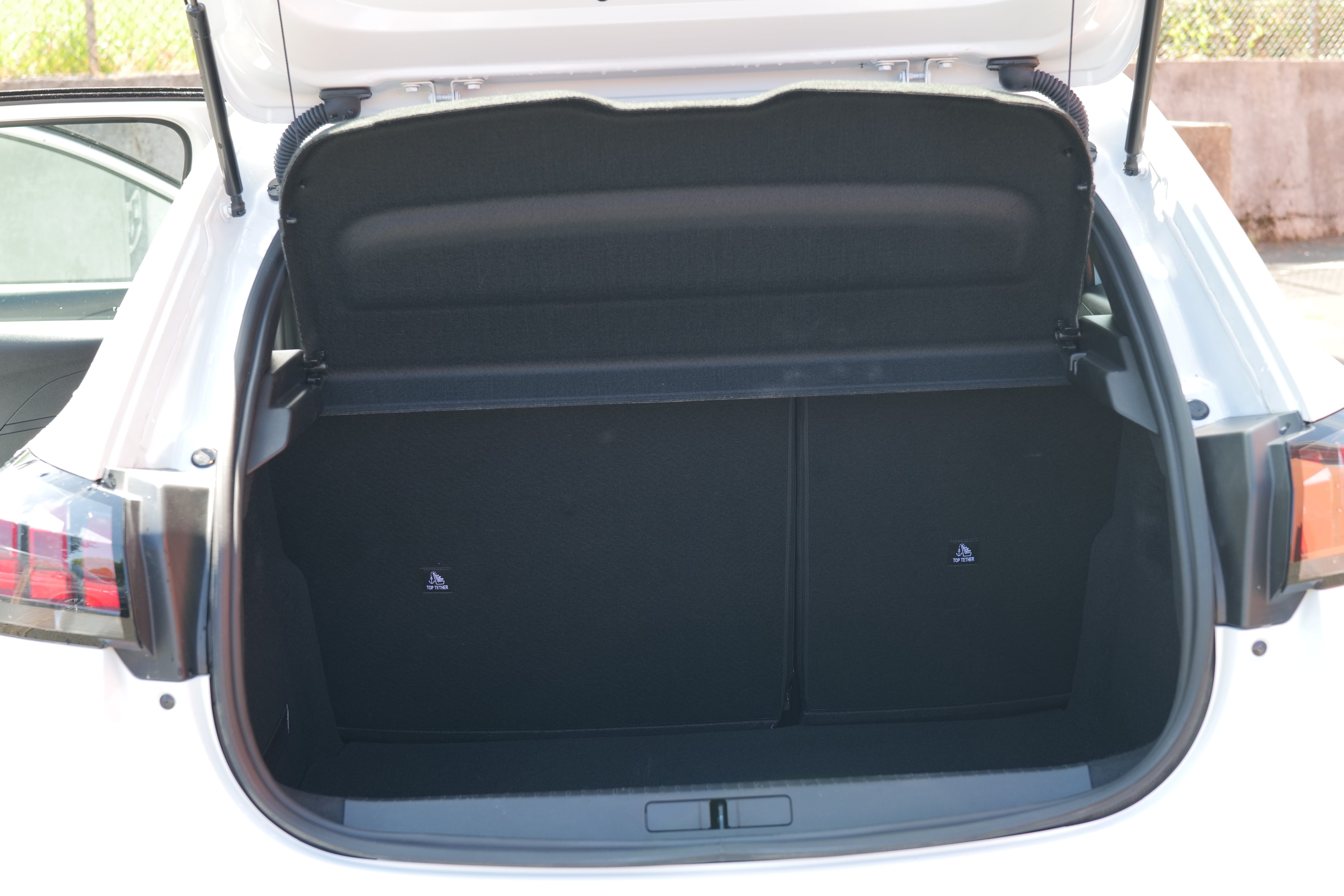 Peugeot 208 avec Apple CarPlay