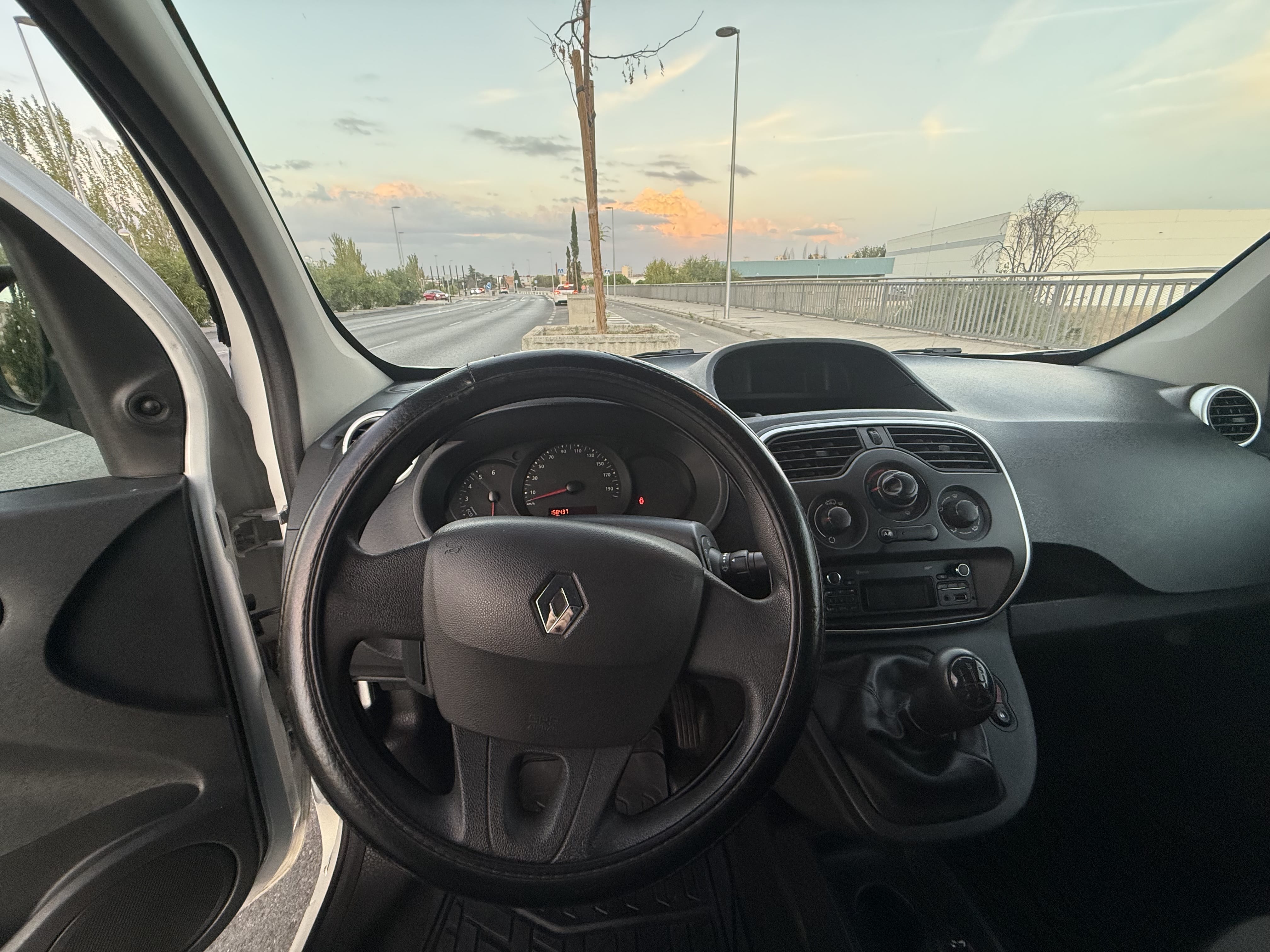 Renault Kangoo 2018 ¡Reserva Sin Llaves! con Entrada de Audio/iPod