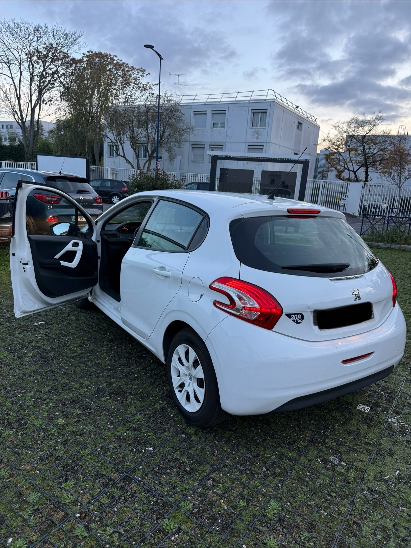 Peugeot 208 avec Régulateur de vitesse