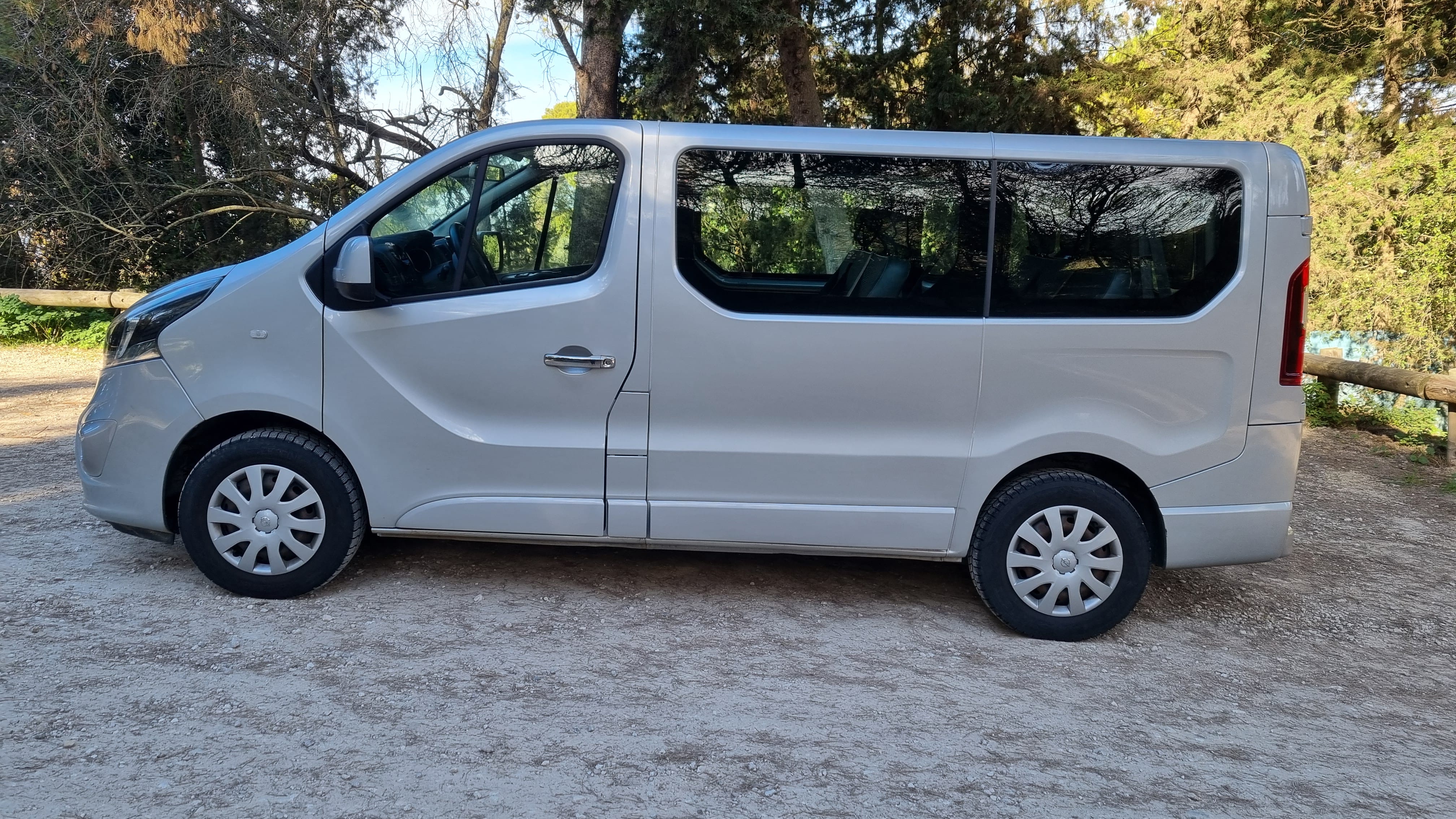 Opel Vivaro avec Climatisation
