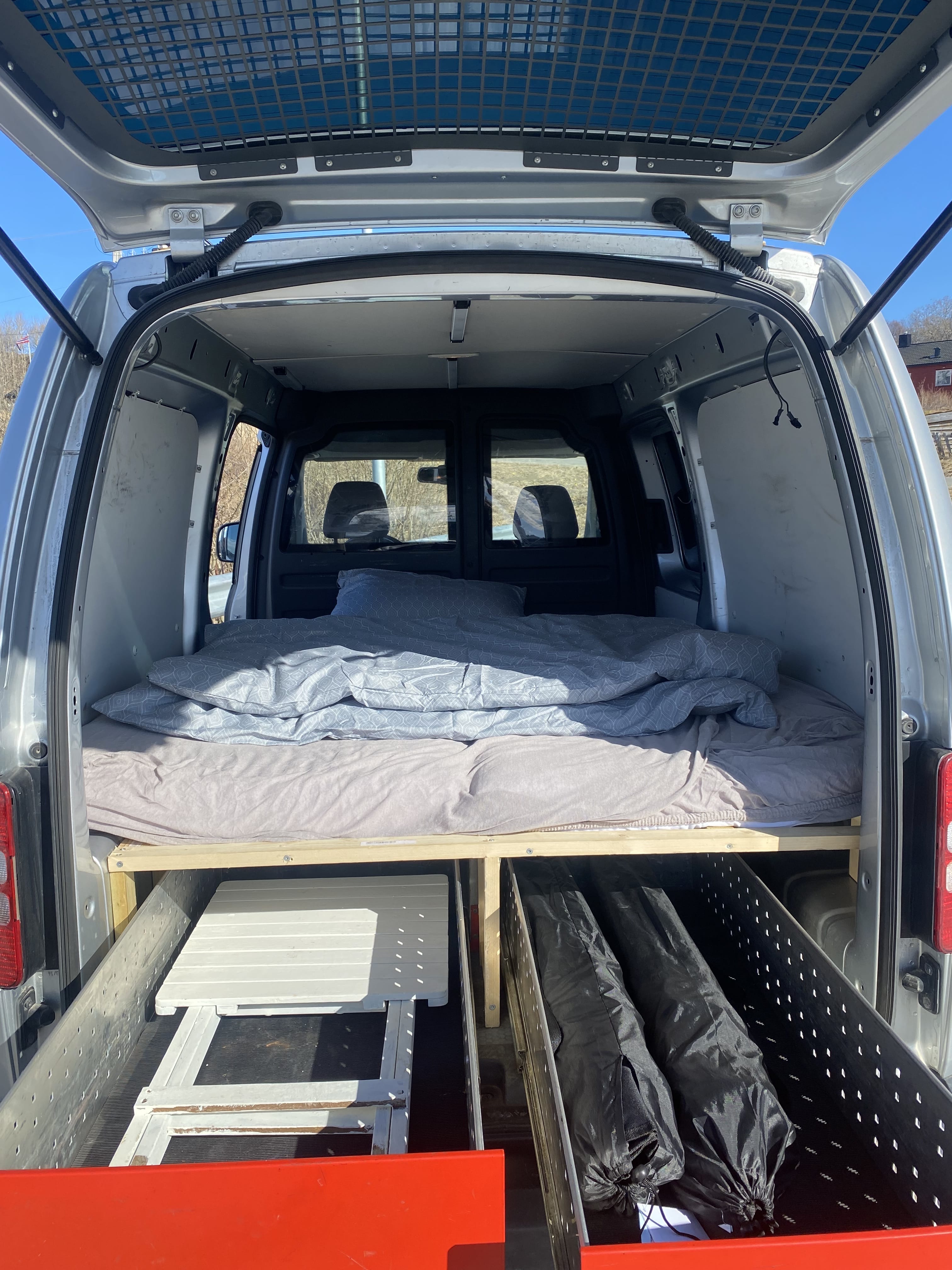 Volkswagen Caddy Maxi Campervan med Bluetooth audio