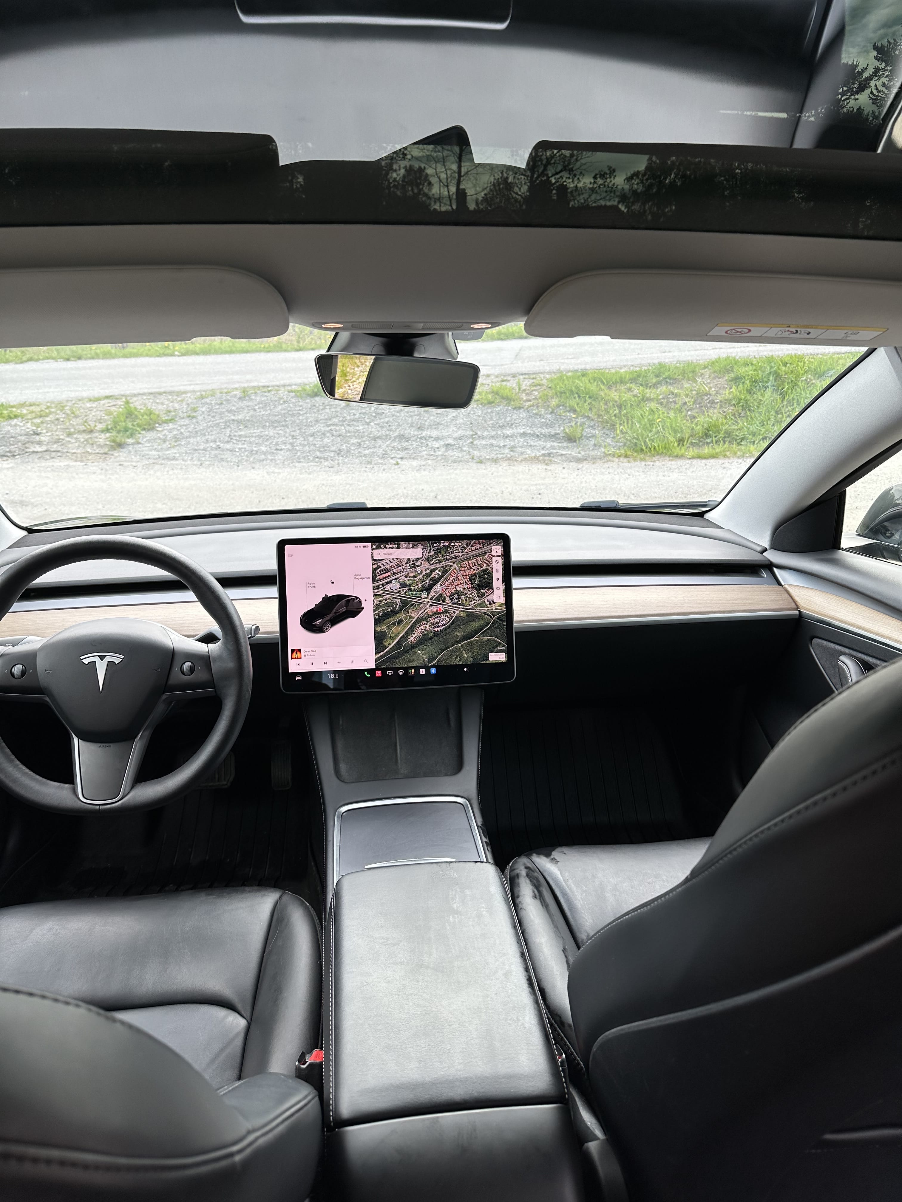 Tesla Model 3 Long Range med GPS