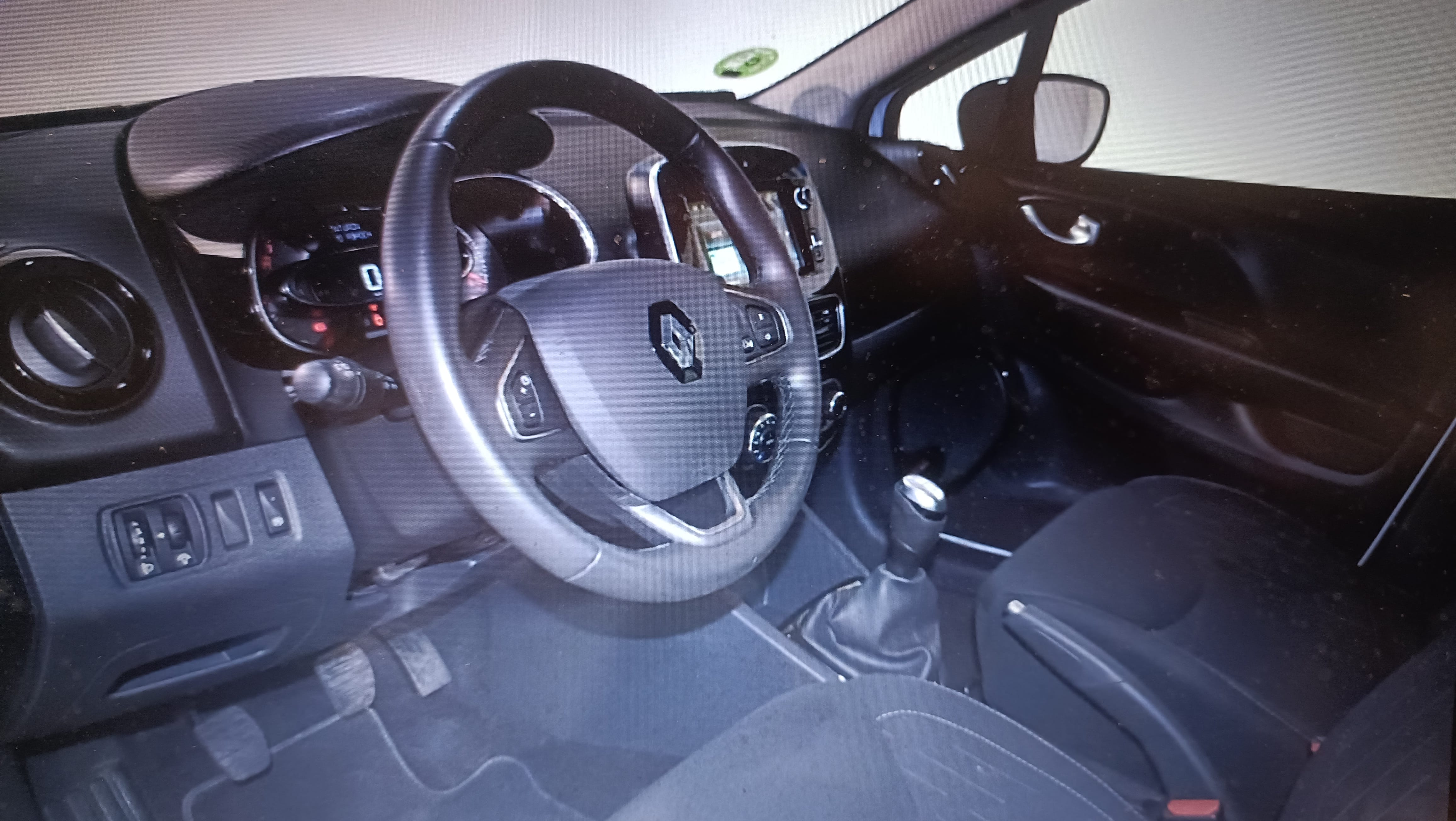Renault Clio  LIMETD 90 CV med Aircondition