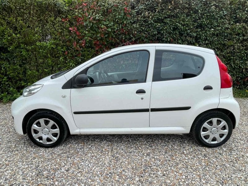 Peugeot 107