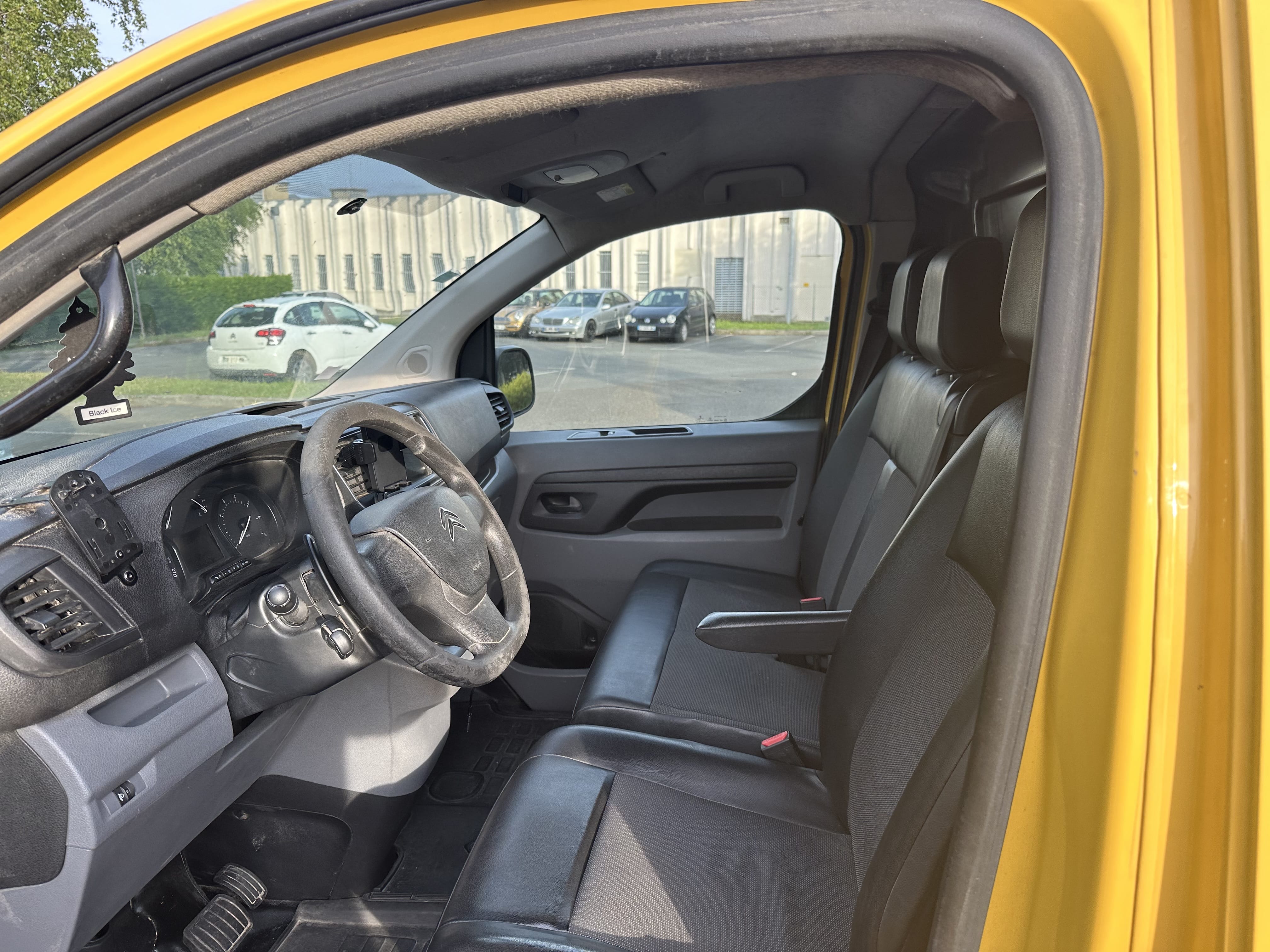 Citroen Jumpy avec Dashcam