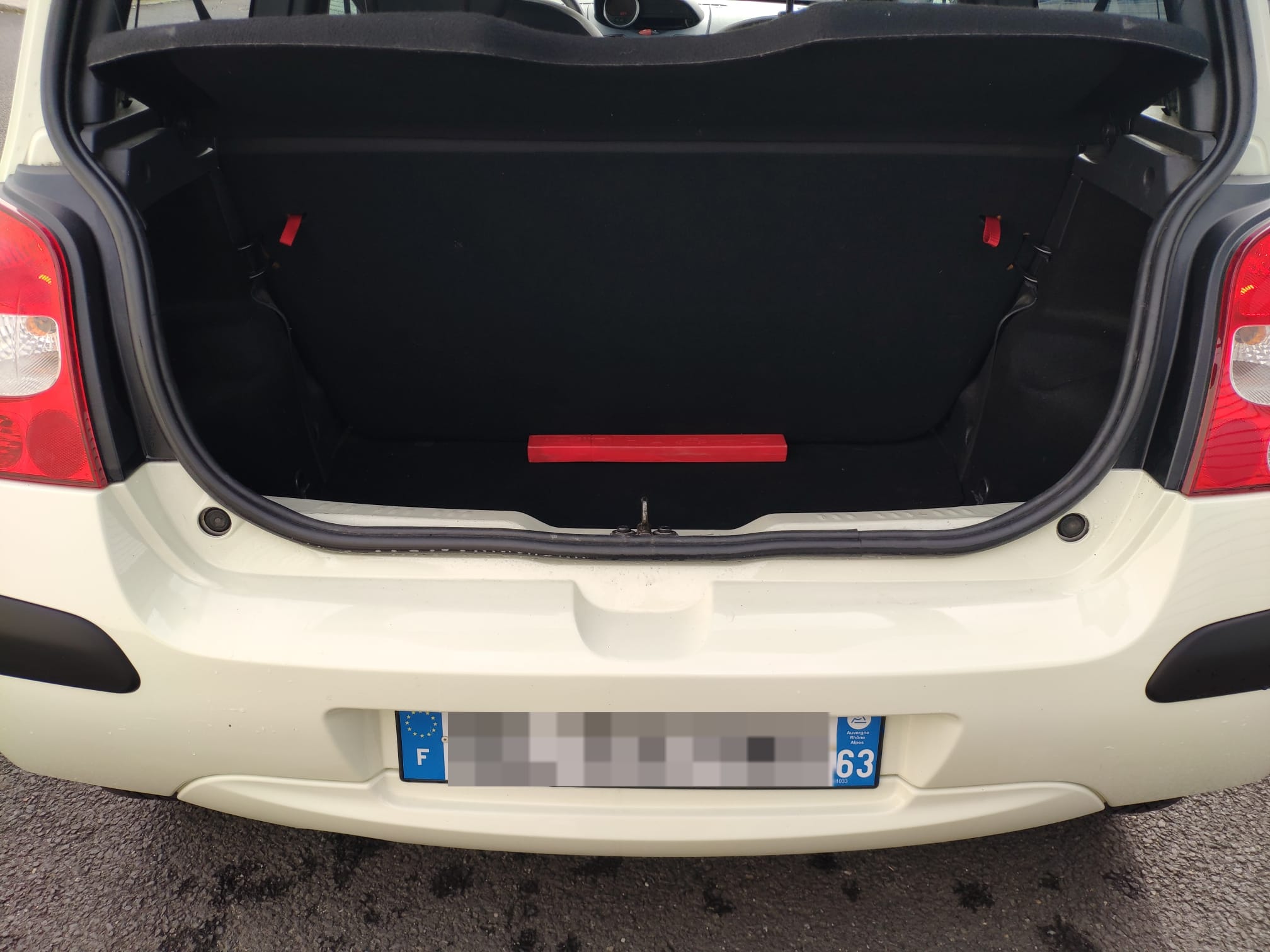 Renault Twingo avec Pneus neige