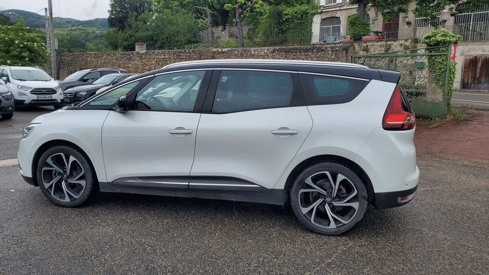 Renault Grand Scenic avec Climatisation
