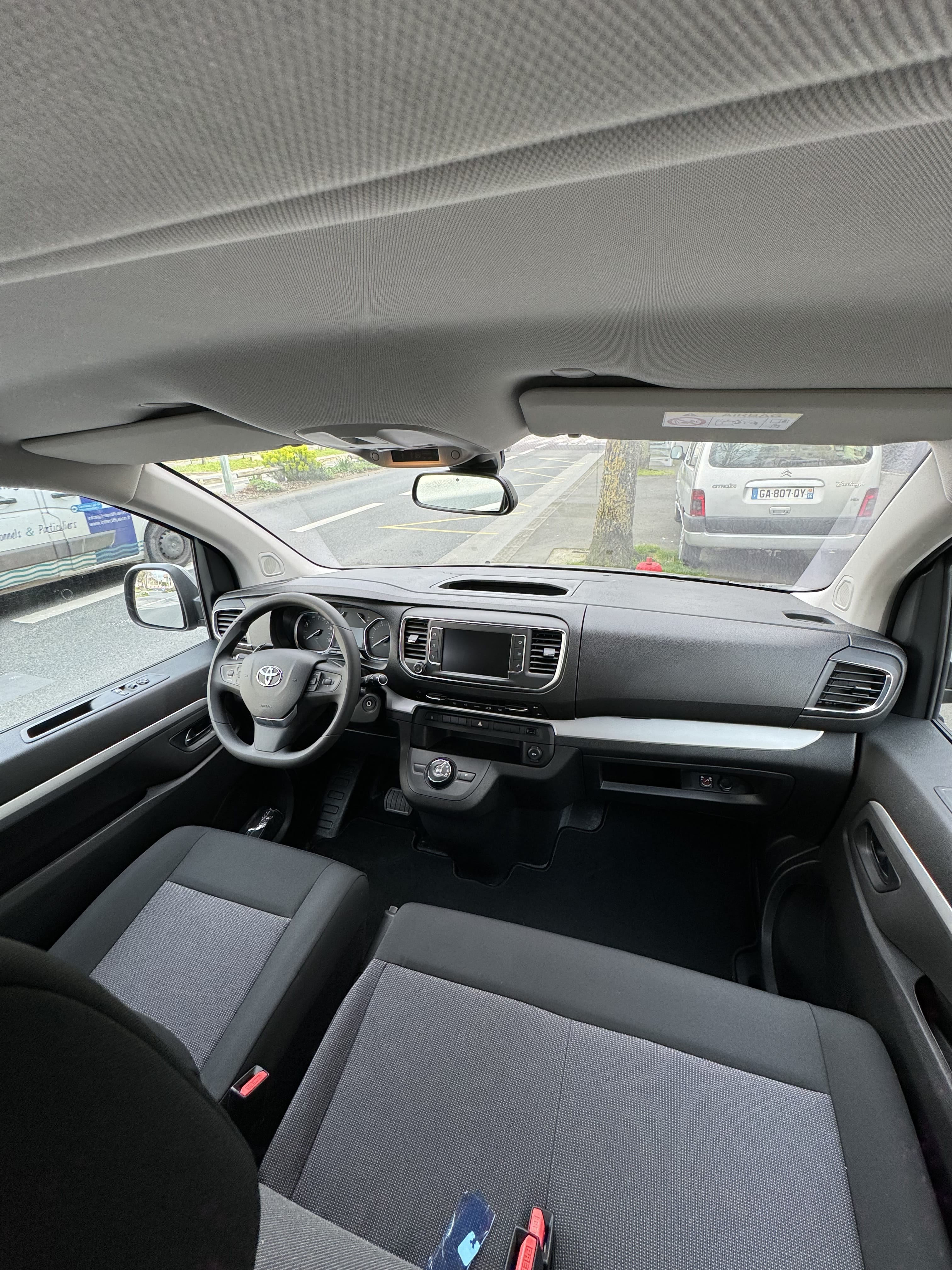 Toyota Proace Verso avec Siège bébé